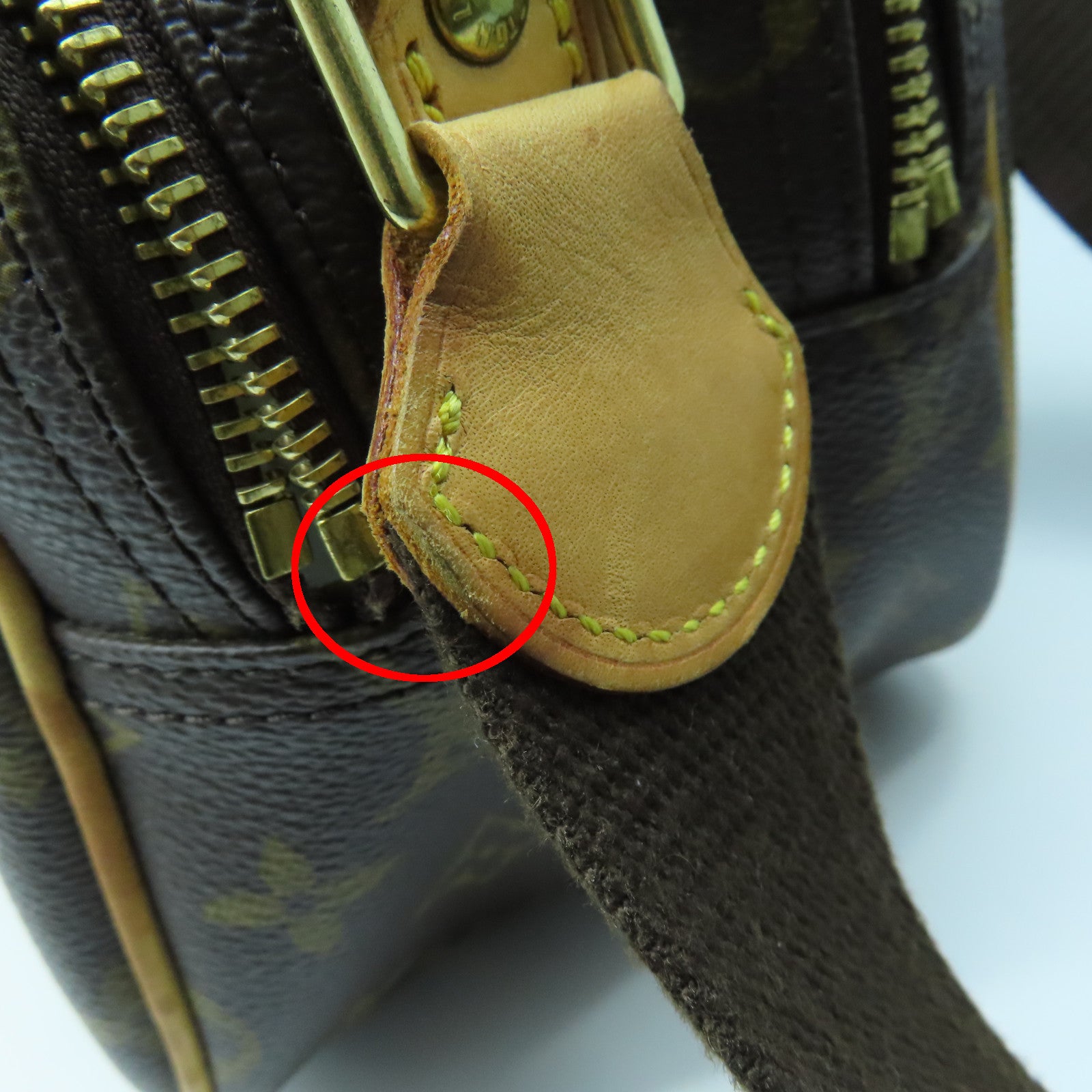 LOUIS VUITTON Monogram Reporter Monogram Gold Buckle Shoulder Bag Brown
