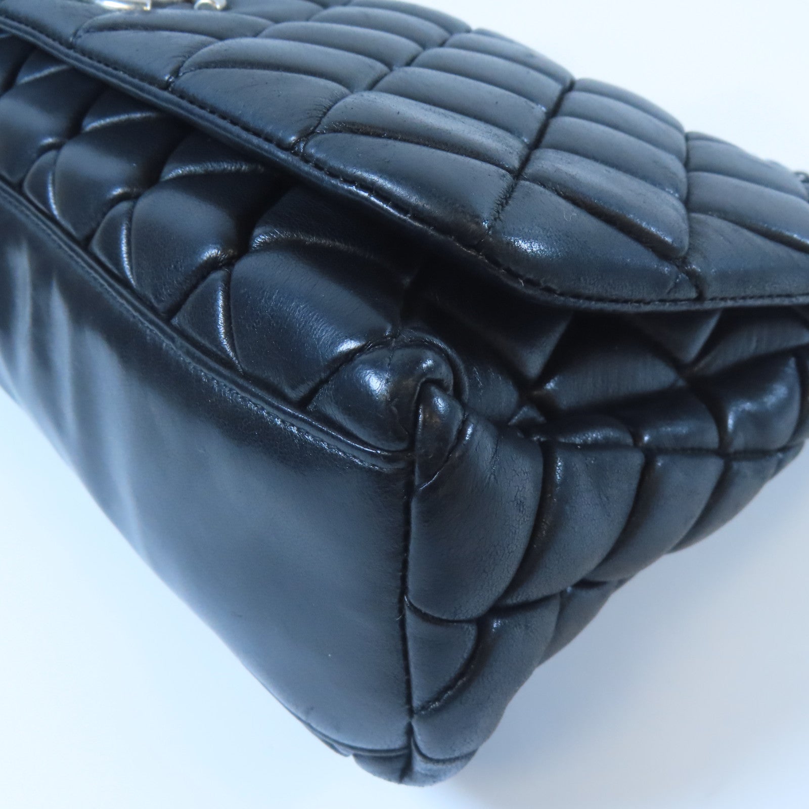 CHANEL 菱格羊皮皮革Chain Shoulder銀扣鏈帶肩背袋黑色