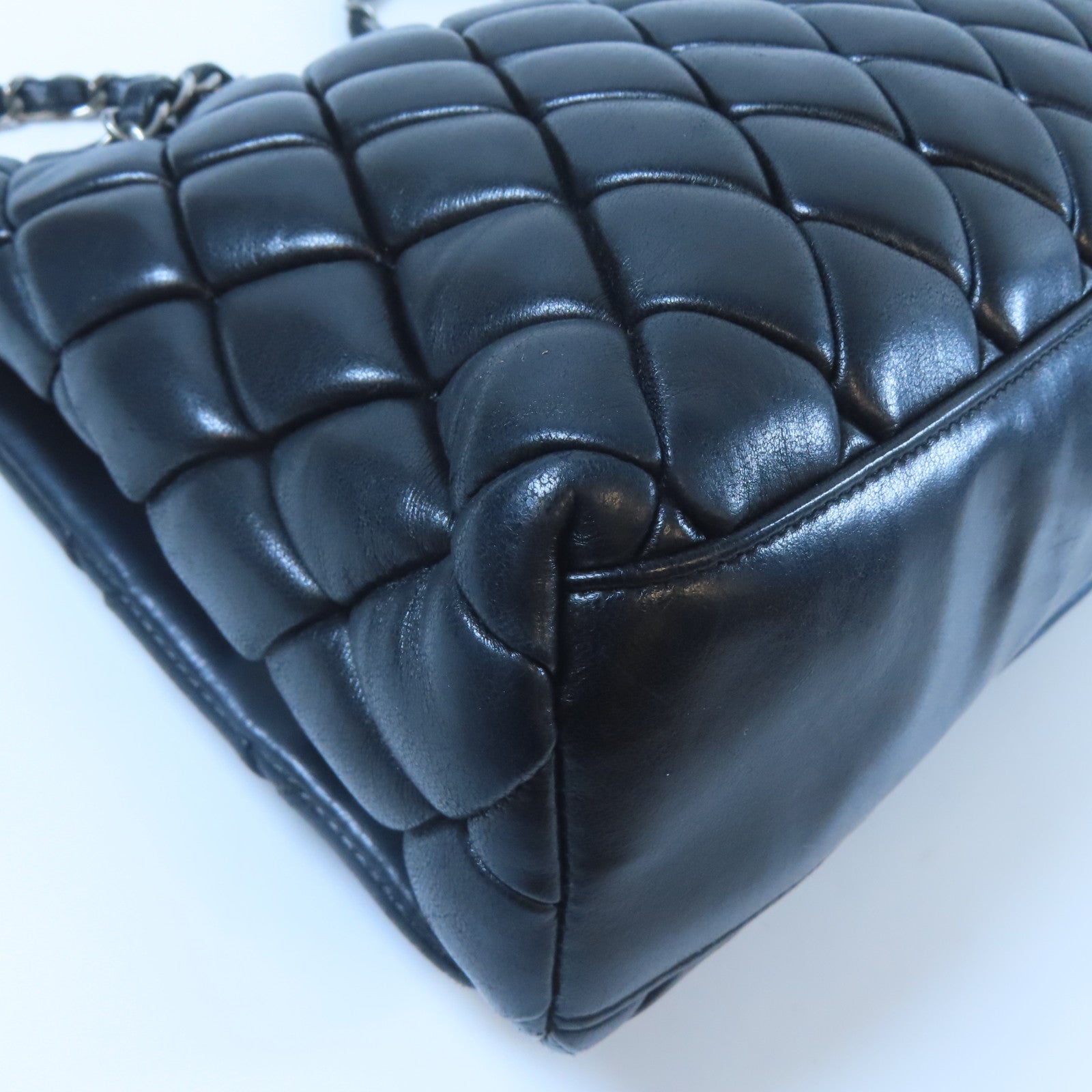 CHANEL 菱格羊皮皮革Chain Shoulder銀扣鏈帶肩背袋黑色