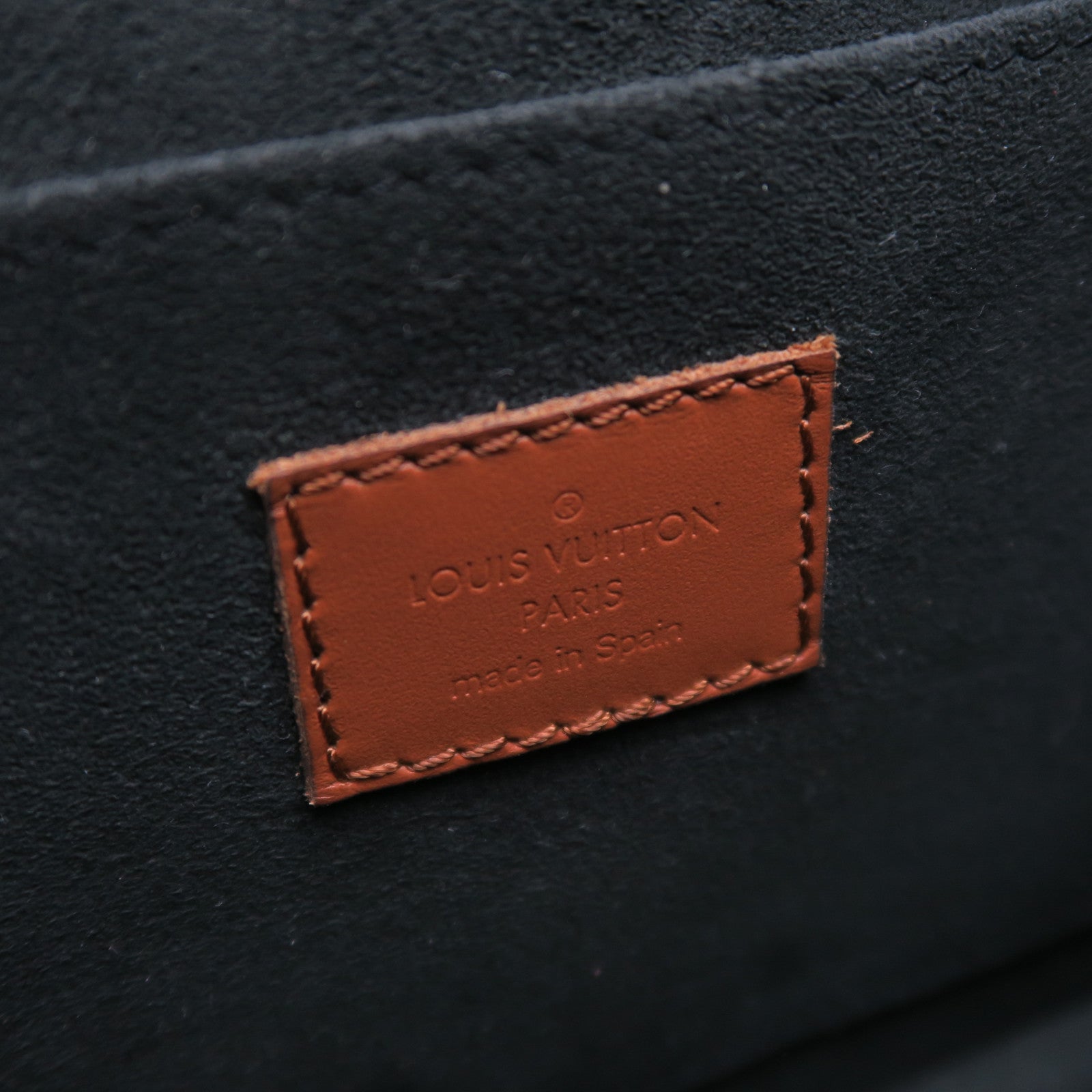 LOUIS VUITTON Monogram Dauphine MM金扣肩背袋啡色