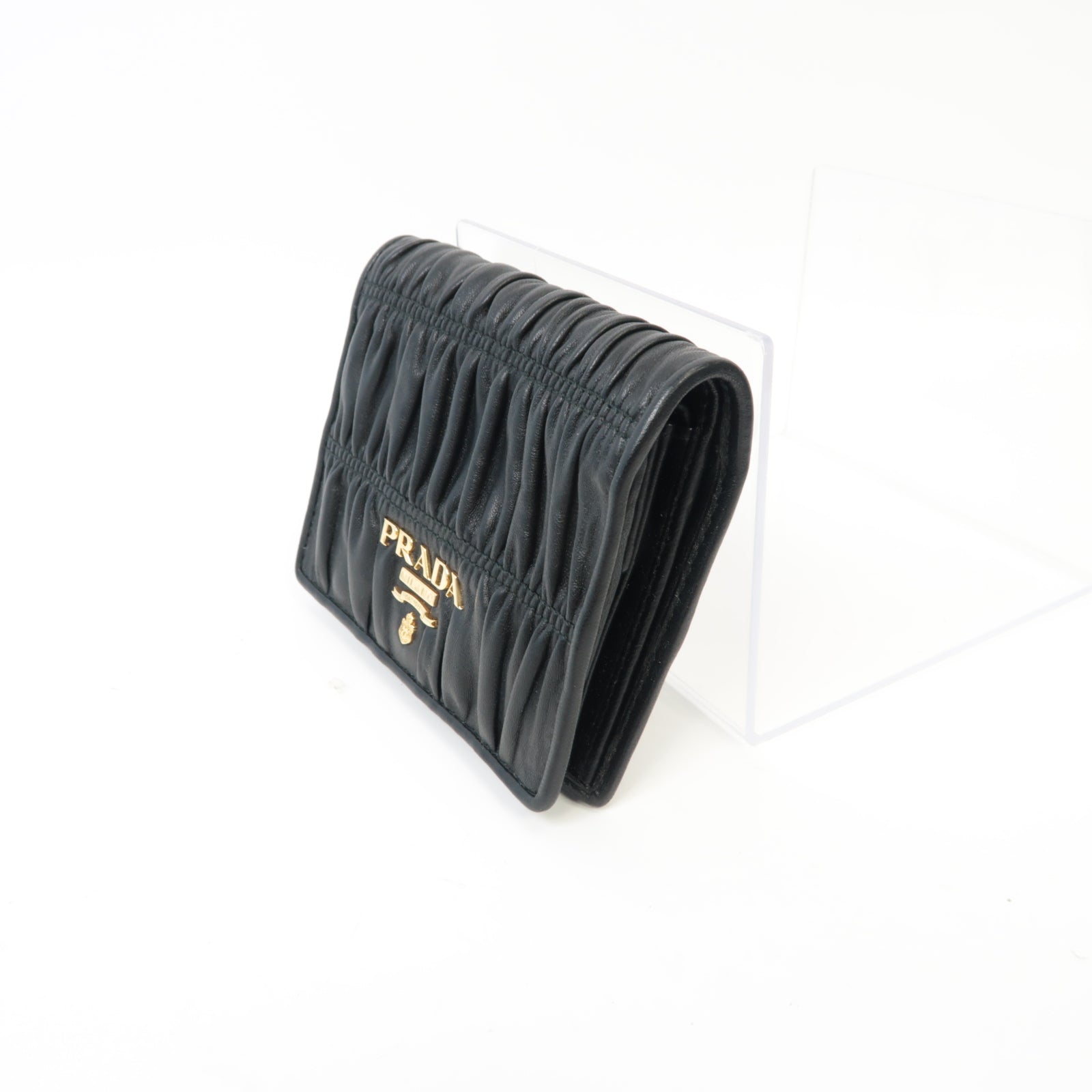 PRADA 羊皮皮革Wallet金扣錢包黑色
