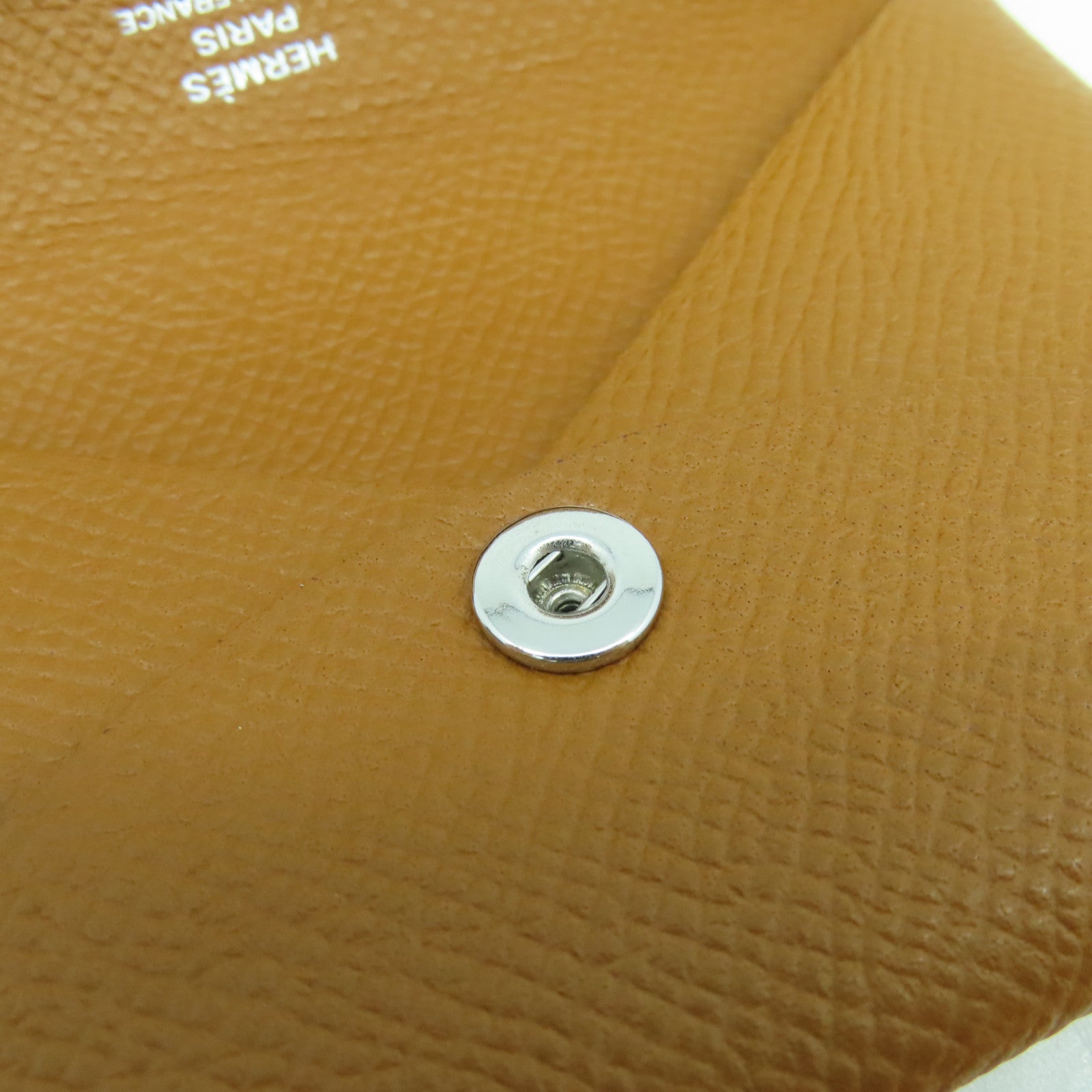HERMES Epsom皮革Calvi銀扣卡片套Gold經典駝色