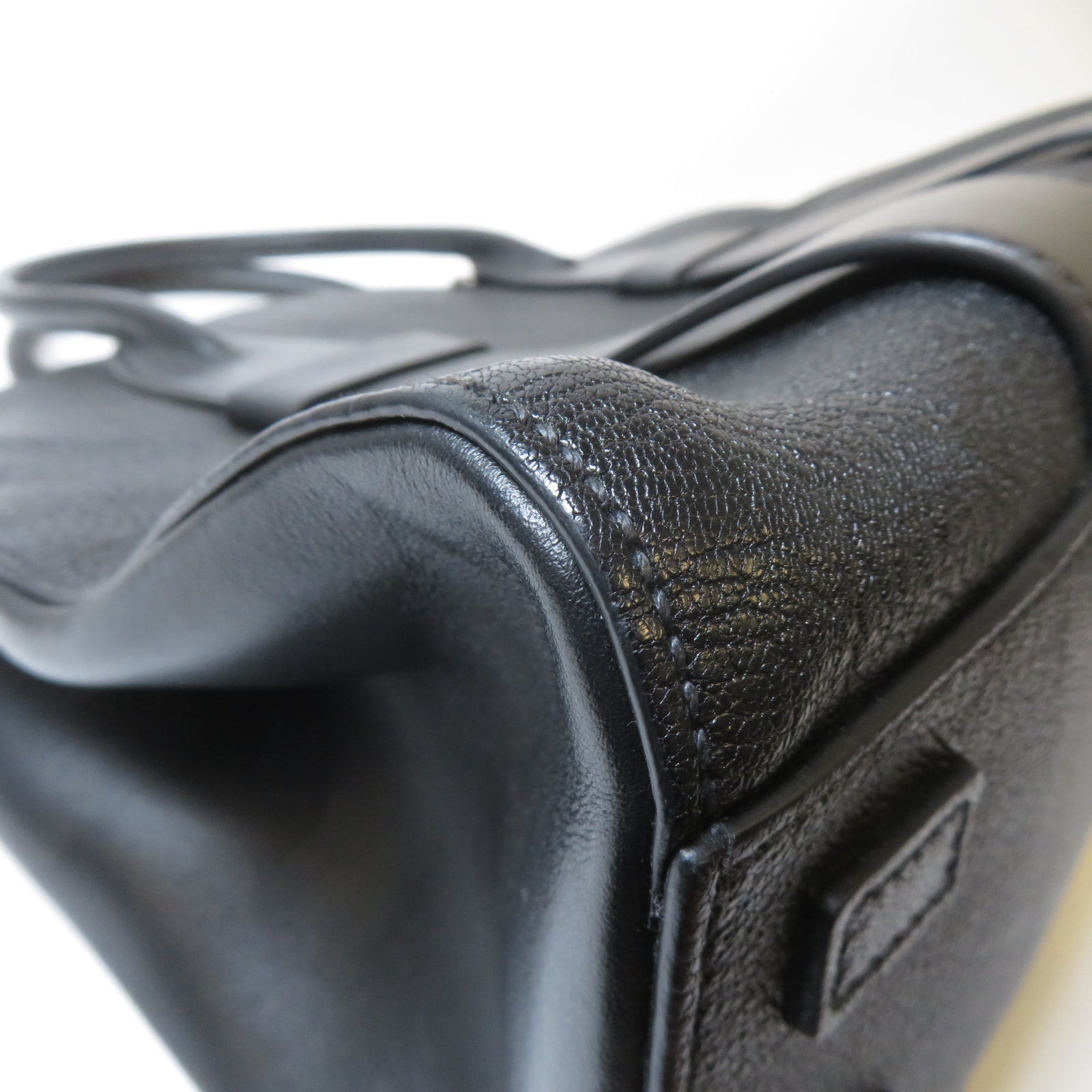 Miu Miu 牛皮皮革2 Way Shoulder銀扣手挽肩背兩用袋黑色