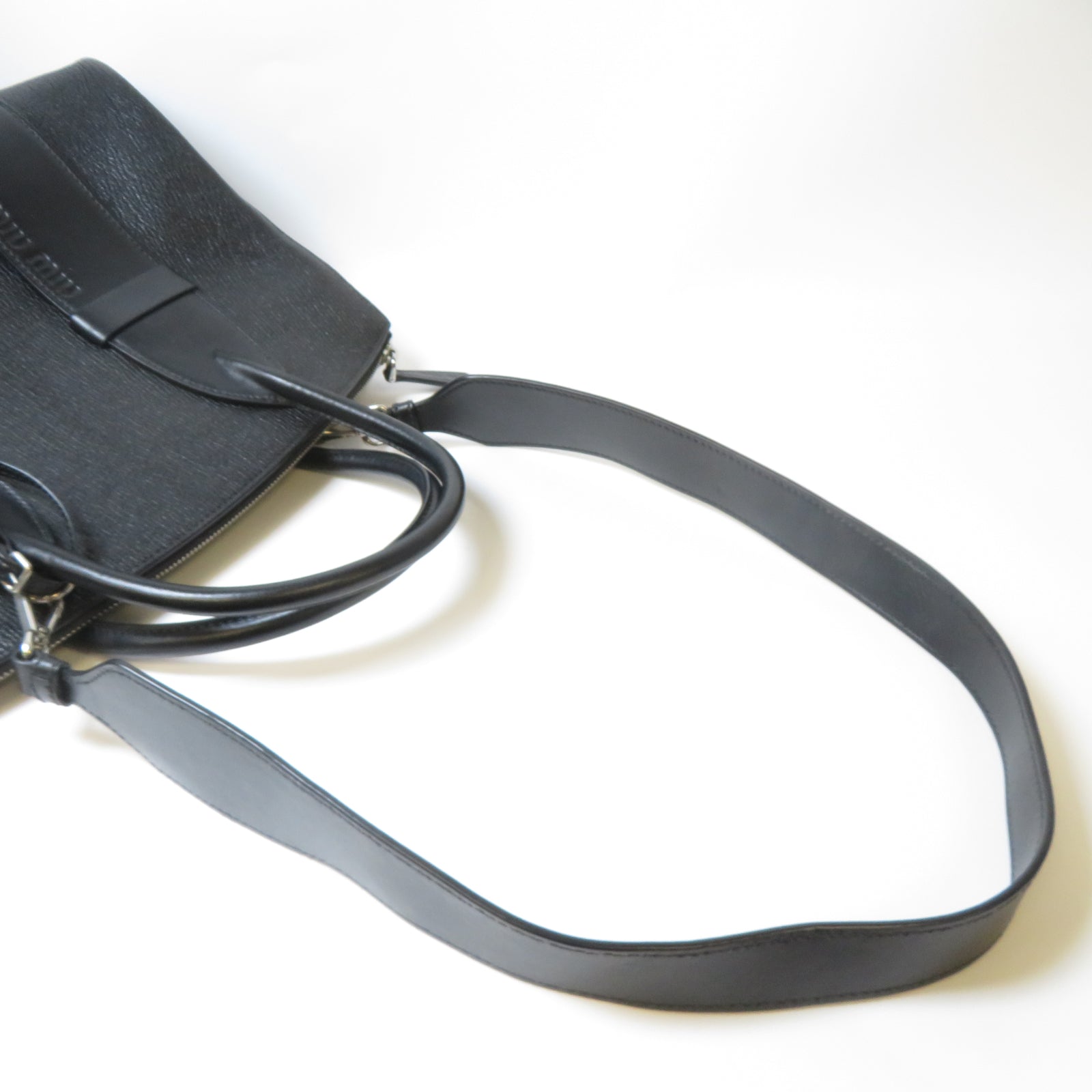 Miu Miu 牛皮皮革2 Way Shoulder銀扣手挽肩背兩用袋黑色