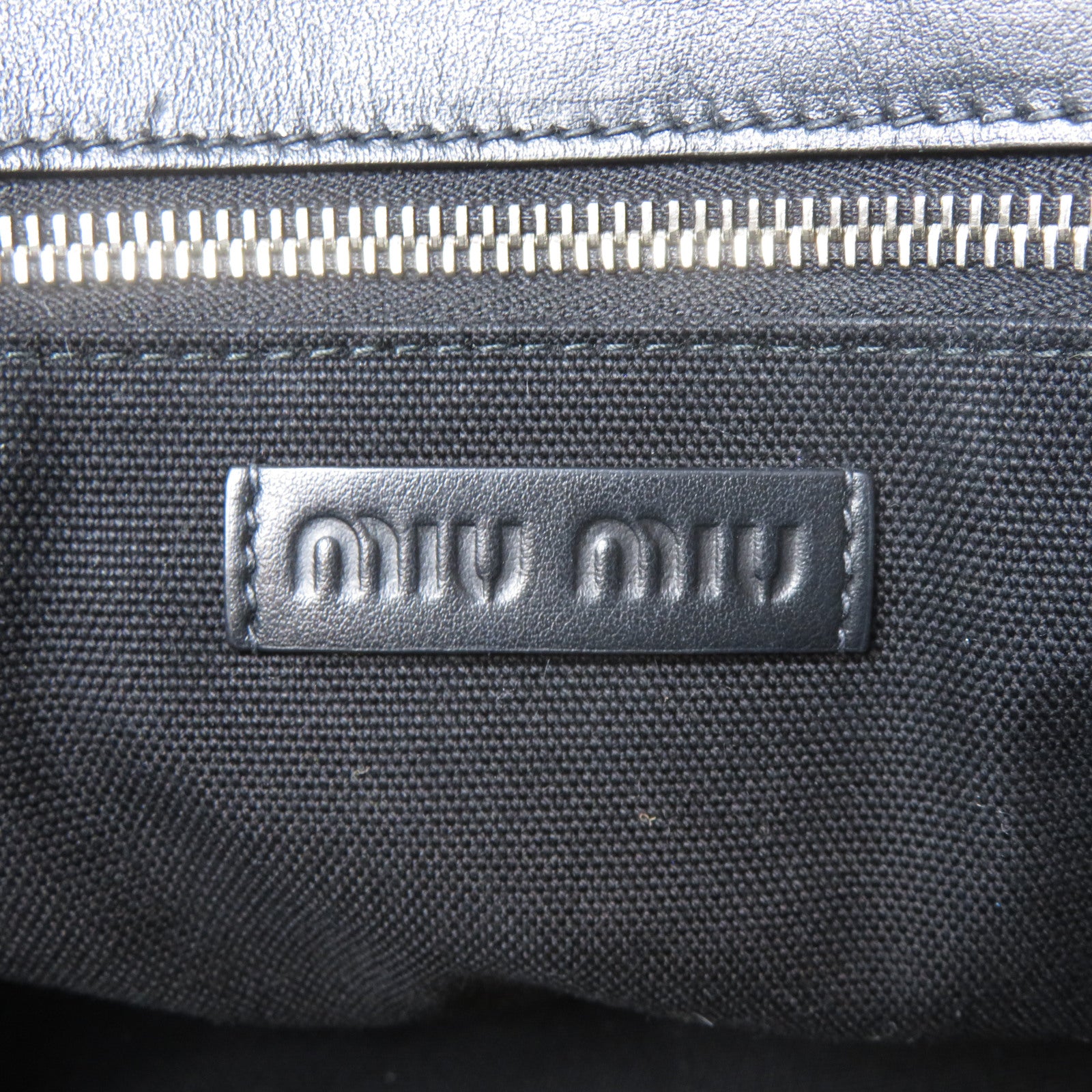 Miu Miu 牛皮皮革2 Way Shoulder銀扣手挽肩背兩用袋黑色