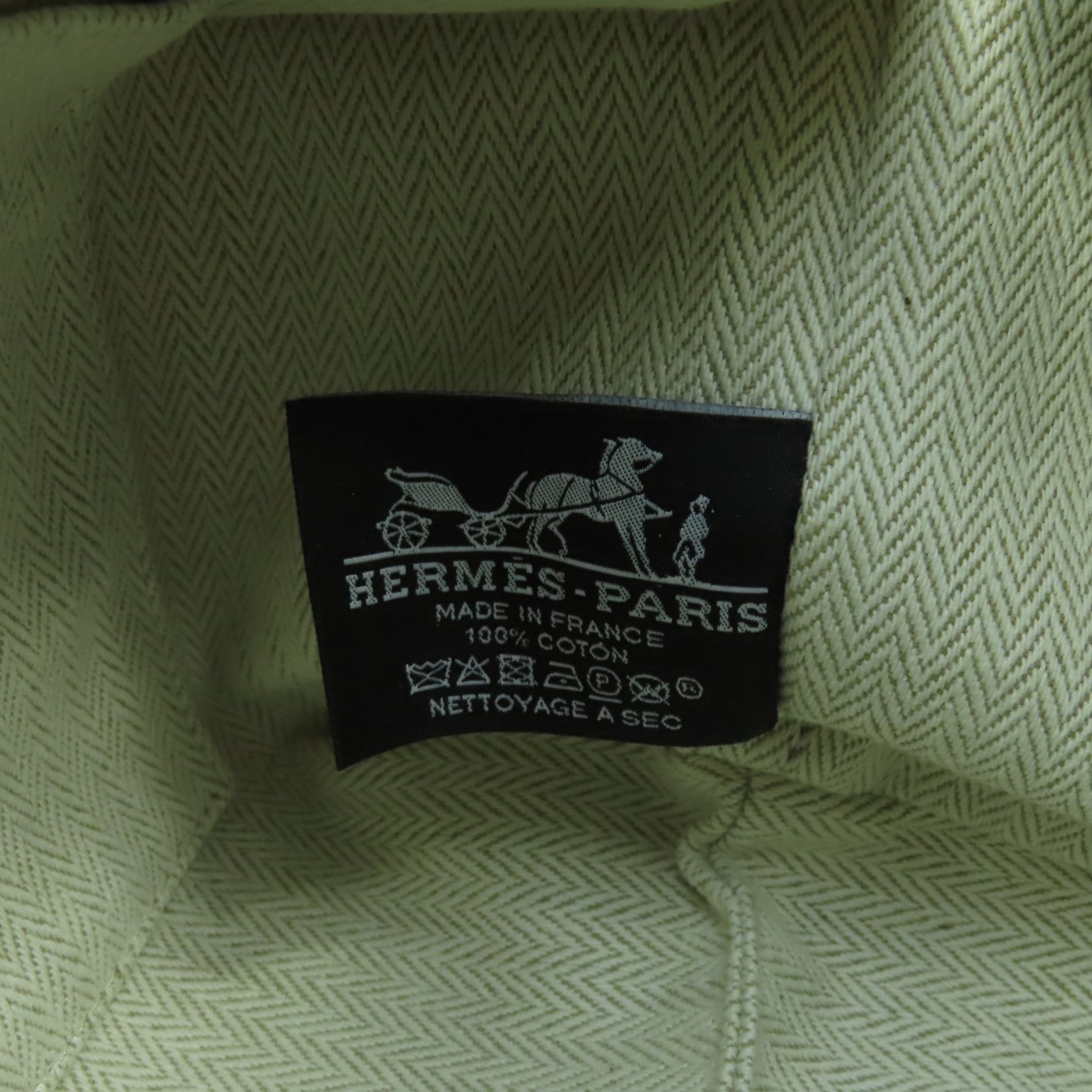 HERMES 帆布Bride A Brac銀扣手挽袋米色