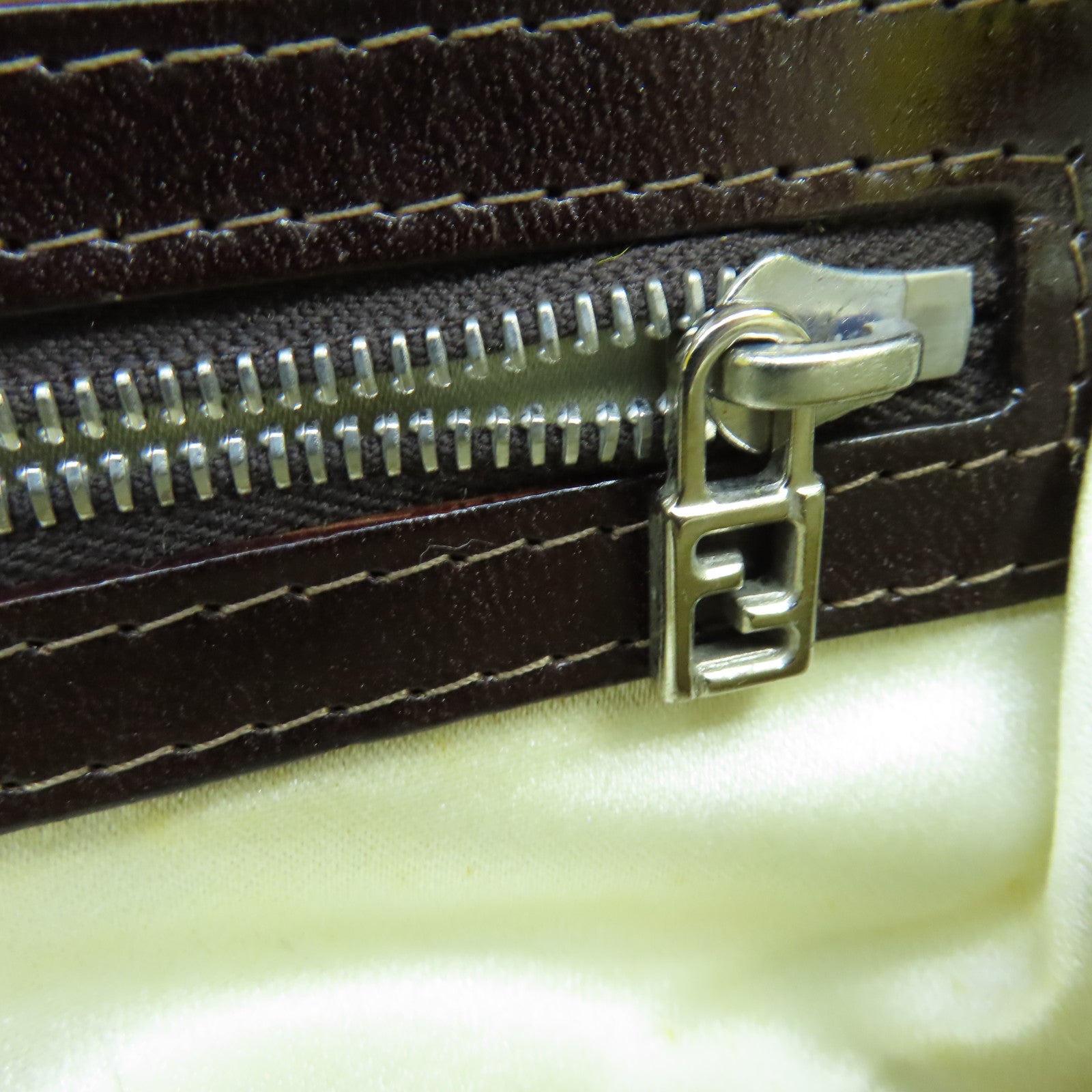 FENDI 馬毛Shoulder Bag銀扣手挽袋黃色/啡色