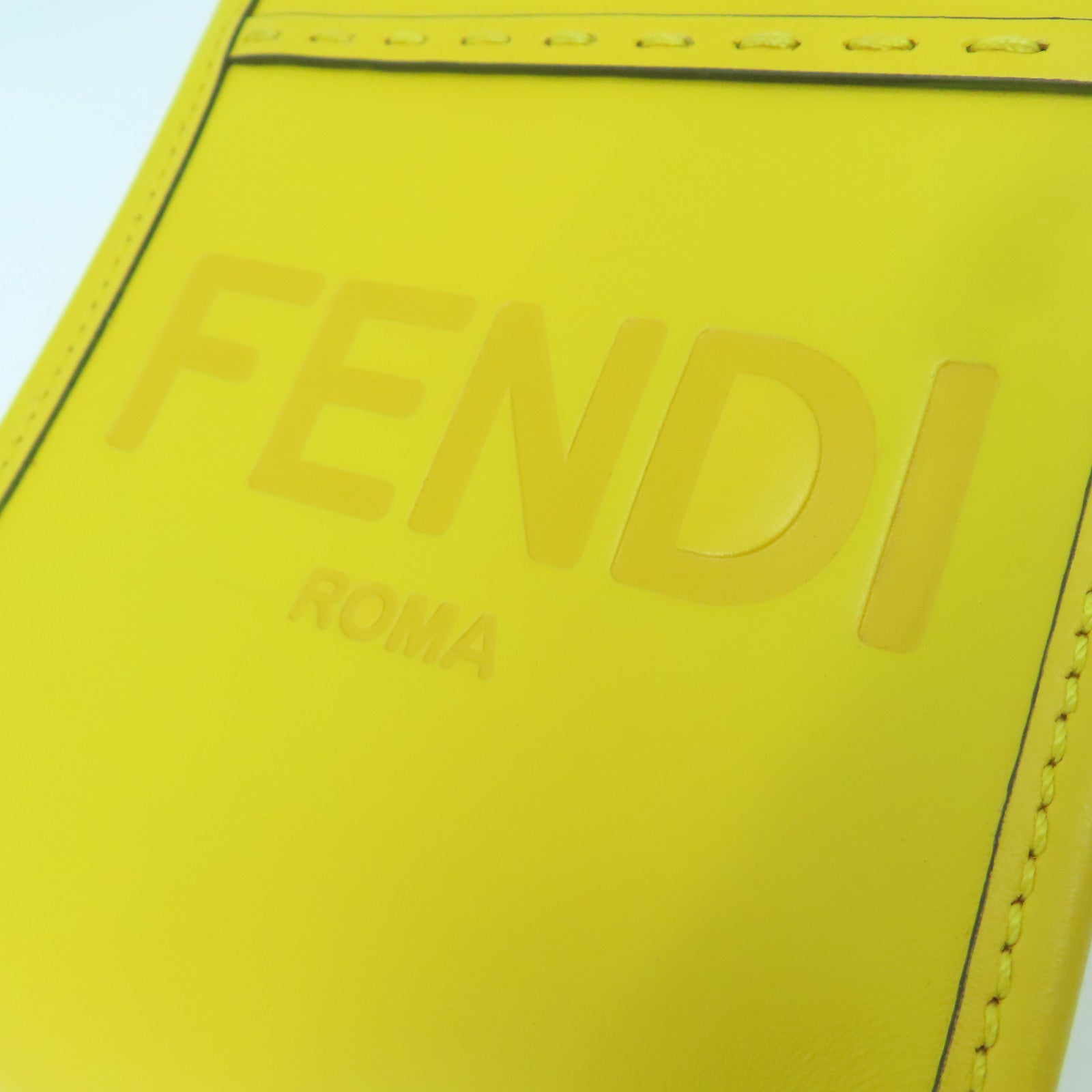 FENDI 牛皮皮革Mini Sunshine金扣肩背袋黃色