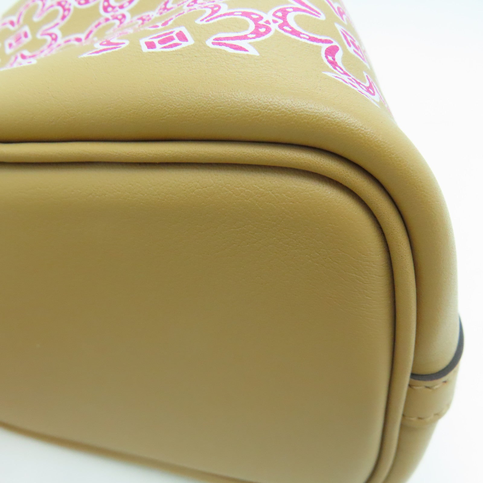 HERMES Swift皮革Micro 14 Lucky Daisy银扣手挽袋Chai/啡色