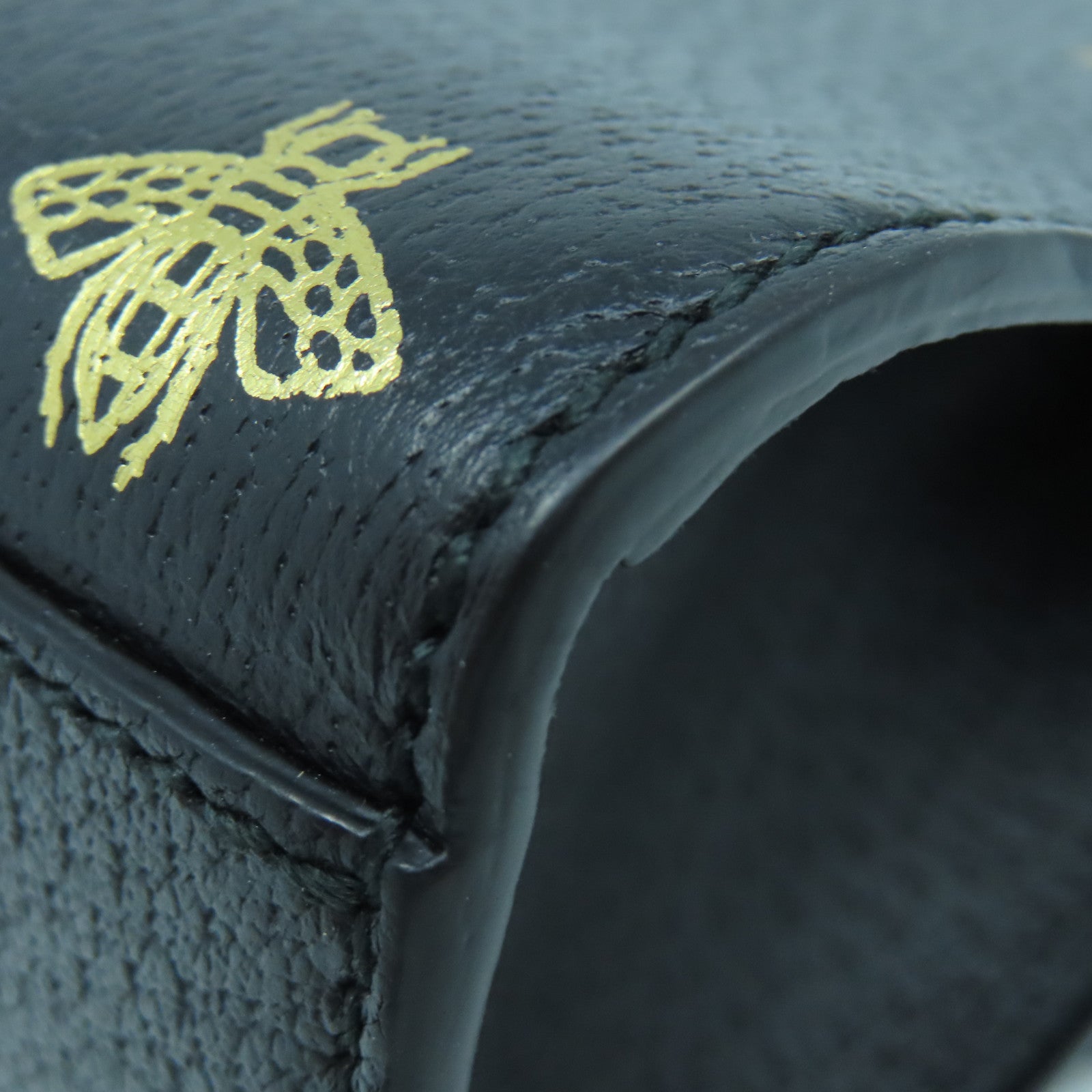GUCCI 牛皮皮革Padlock Bee Star金扣鏈帶肩背袋黑色