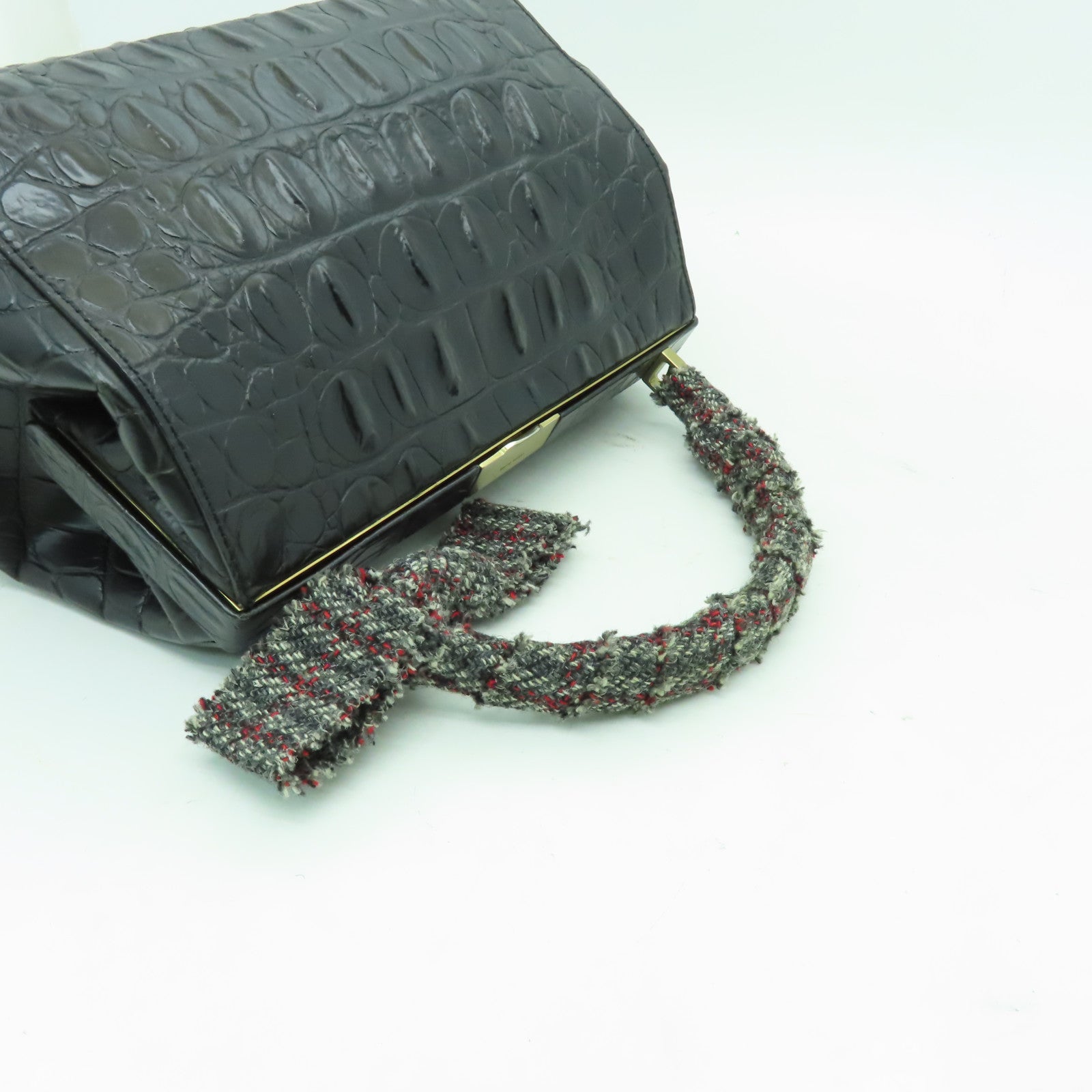 Miu Miu 牛皮皮革/斜紋軟呢Handbag金扣手挽袋黑色