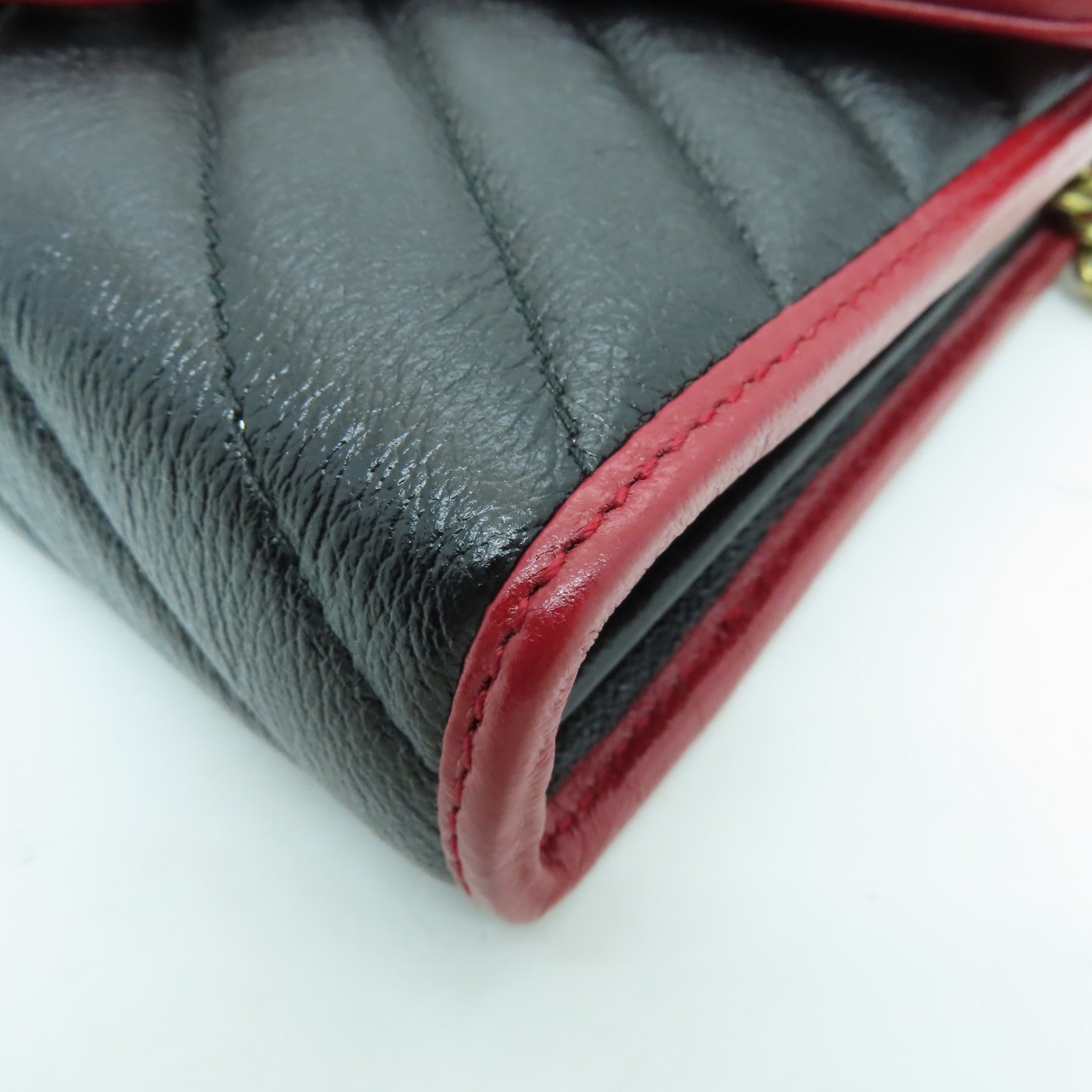 GUCCI 牛皮皮革Wallet On Chain金扣鏈帶肩背袋黑色/紅色