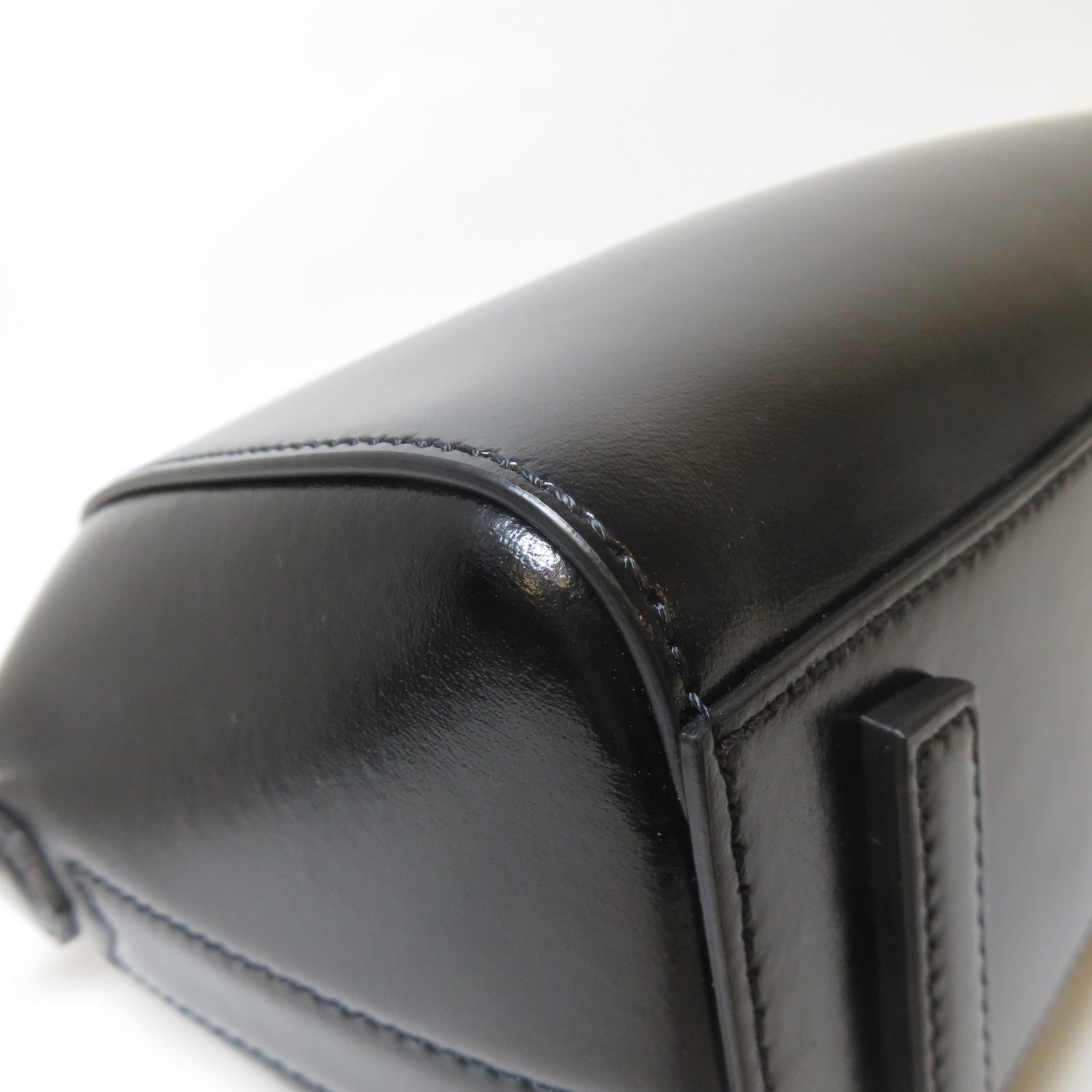 GIVENCHY 羊皮皮革2 Way Shoulder銀扣手挽肩背兩用袋黑色