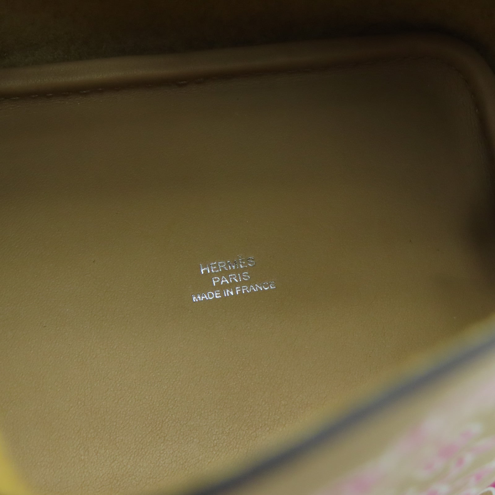 HERMES Swift皮革Micro 14 Lucky Daisy银扣手挽袋Chai/啡色