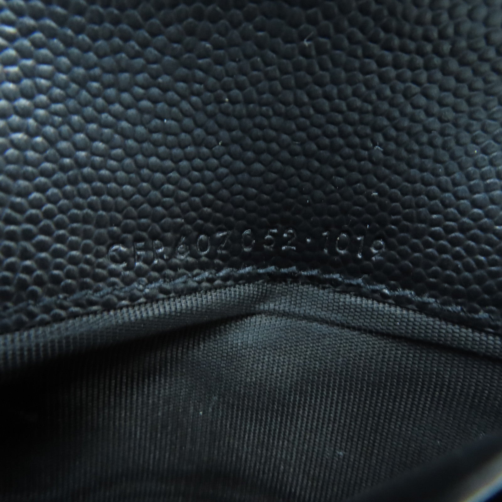 SAINT LAURENT 牛皮皮革Card Wallet黑扣卡片套黑色