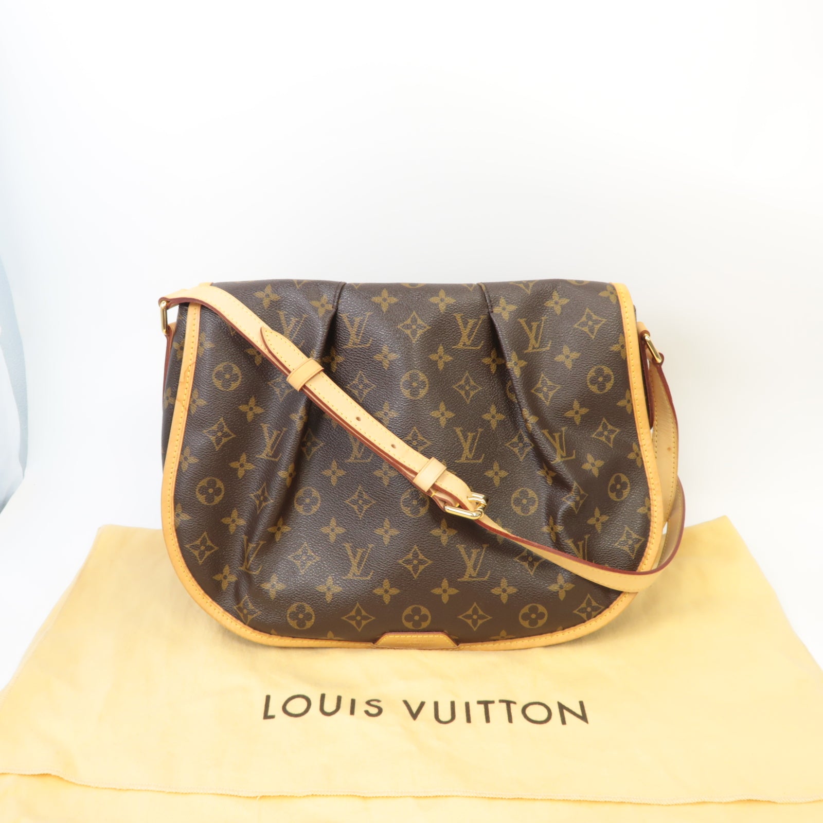 LOUIS VUITTON Monogram Menilmontant MM金扣肩背袋啡色