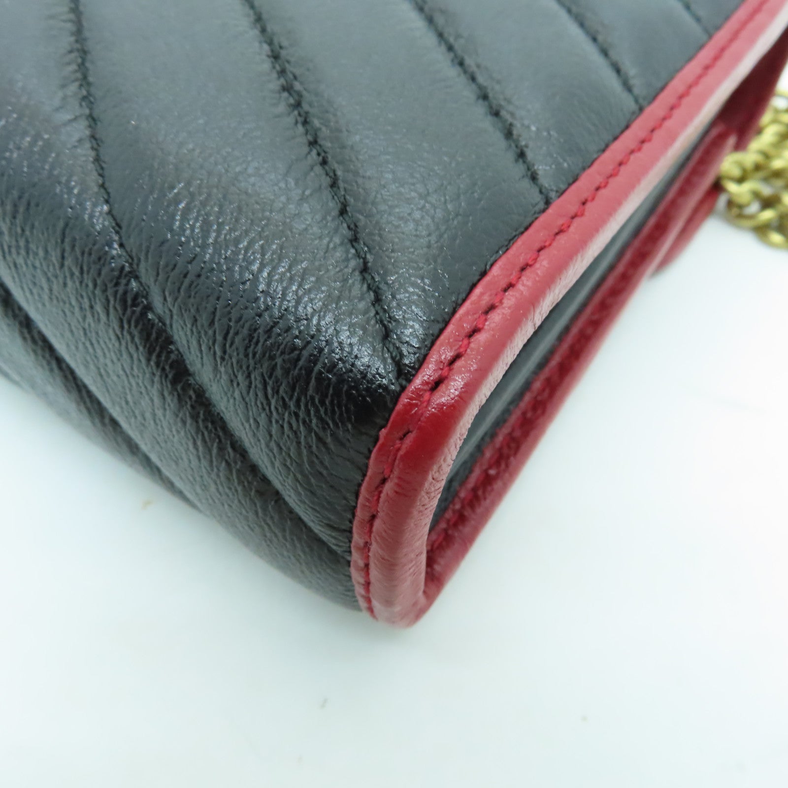 GUCCI 牛皮皮革Wallet On Chain金扣鏈帶肩背袋黑色/紅色