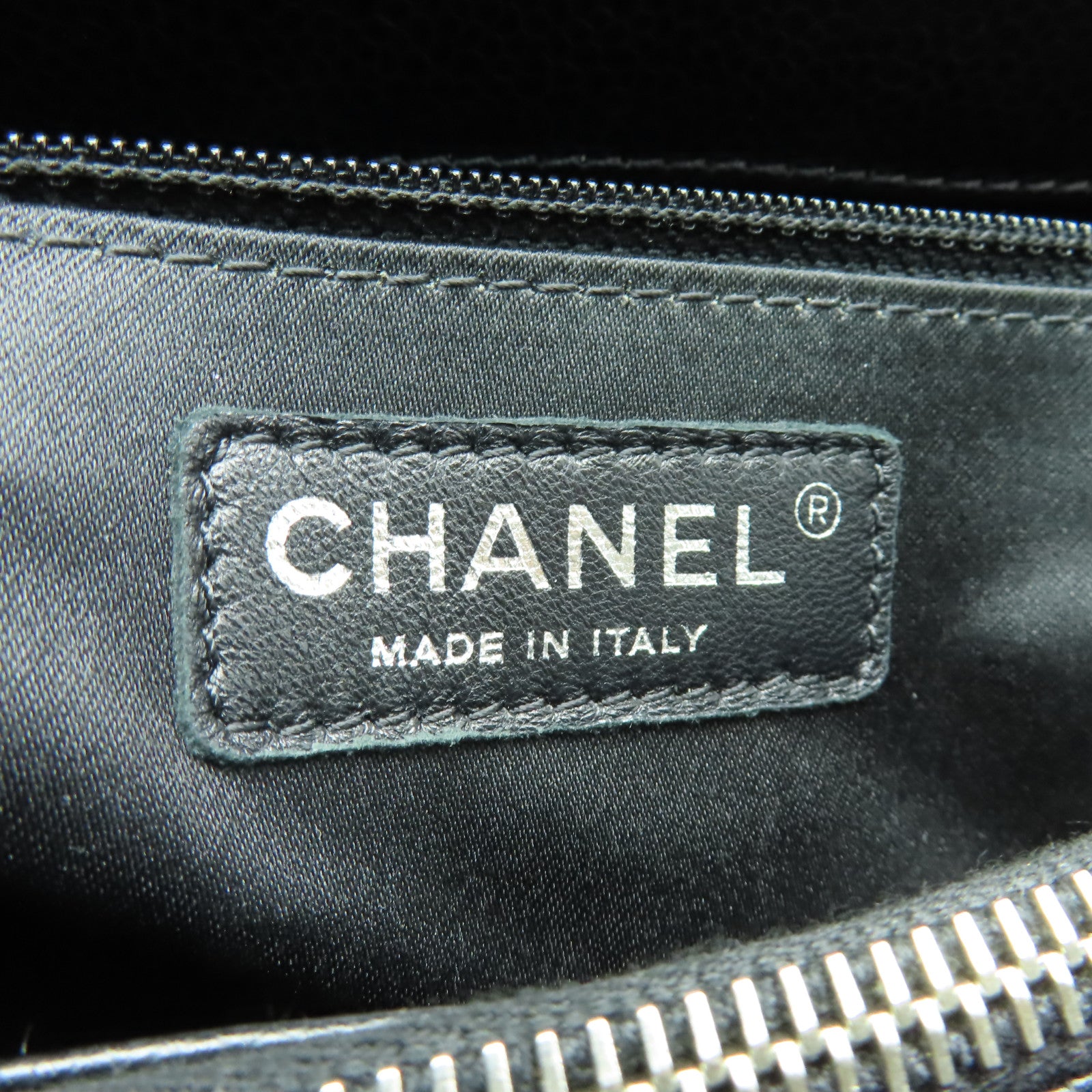 CHANEL 菱格Caviar皮革GST銀扣手挽袋黑色