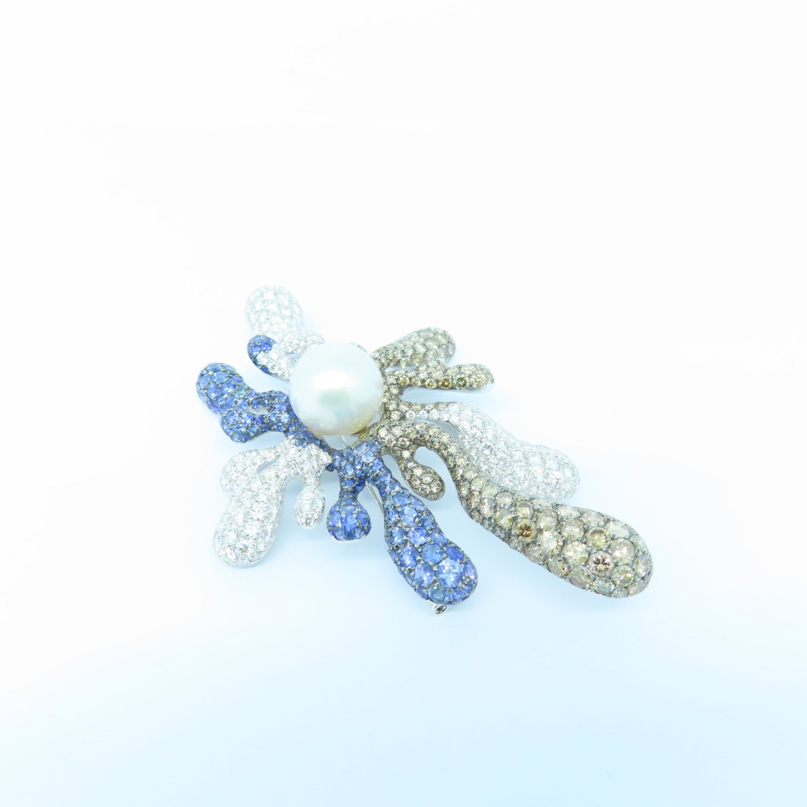 JEWELRY 18K White Gold Sapphire Diamond Pearl Brooch 11.40ct Sapphire/27.19ct Diamond Pearl Brooch