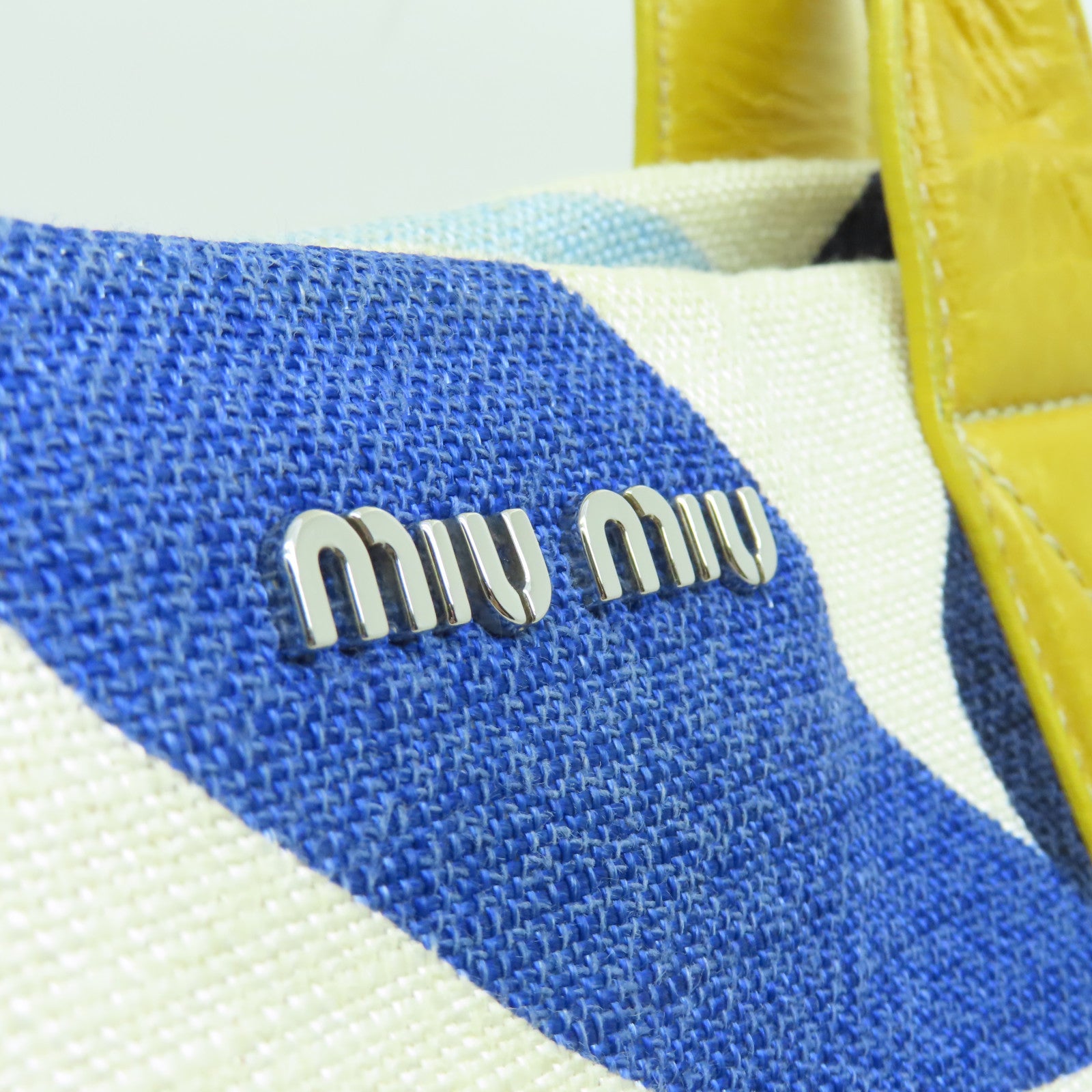 Miu Miu 【激減優惠】帆布Tote Bag銀扣手挽袋白色彩色