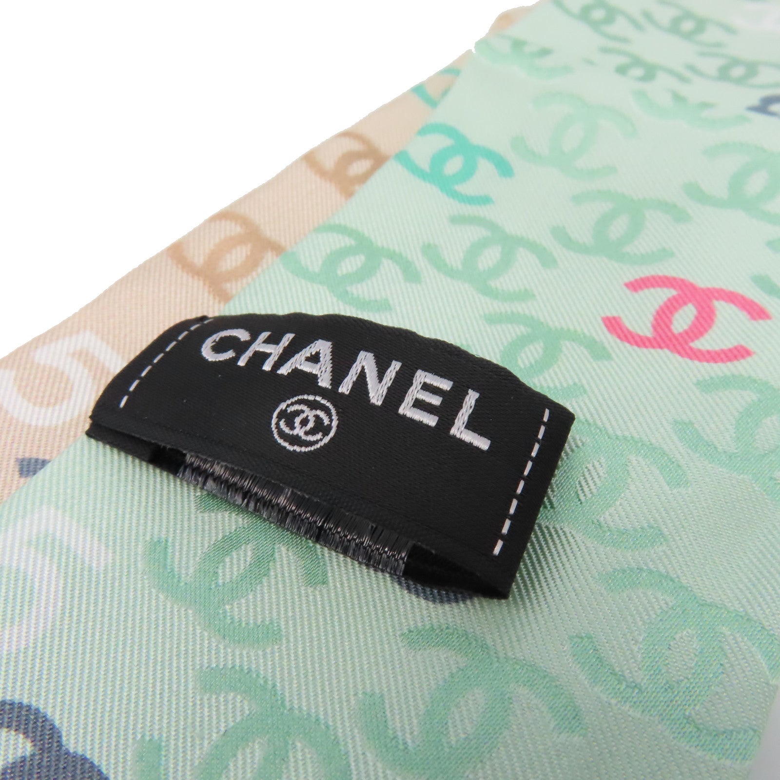 CHANEL 絲質Scarf絲巾粉紅色/淺綠色/彩色