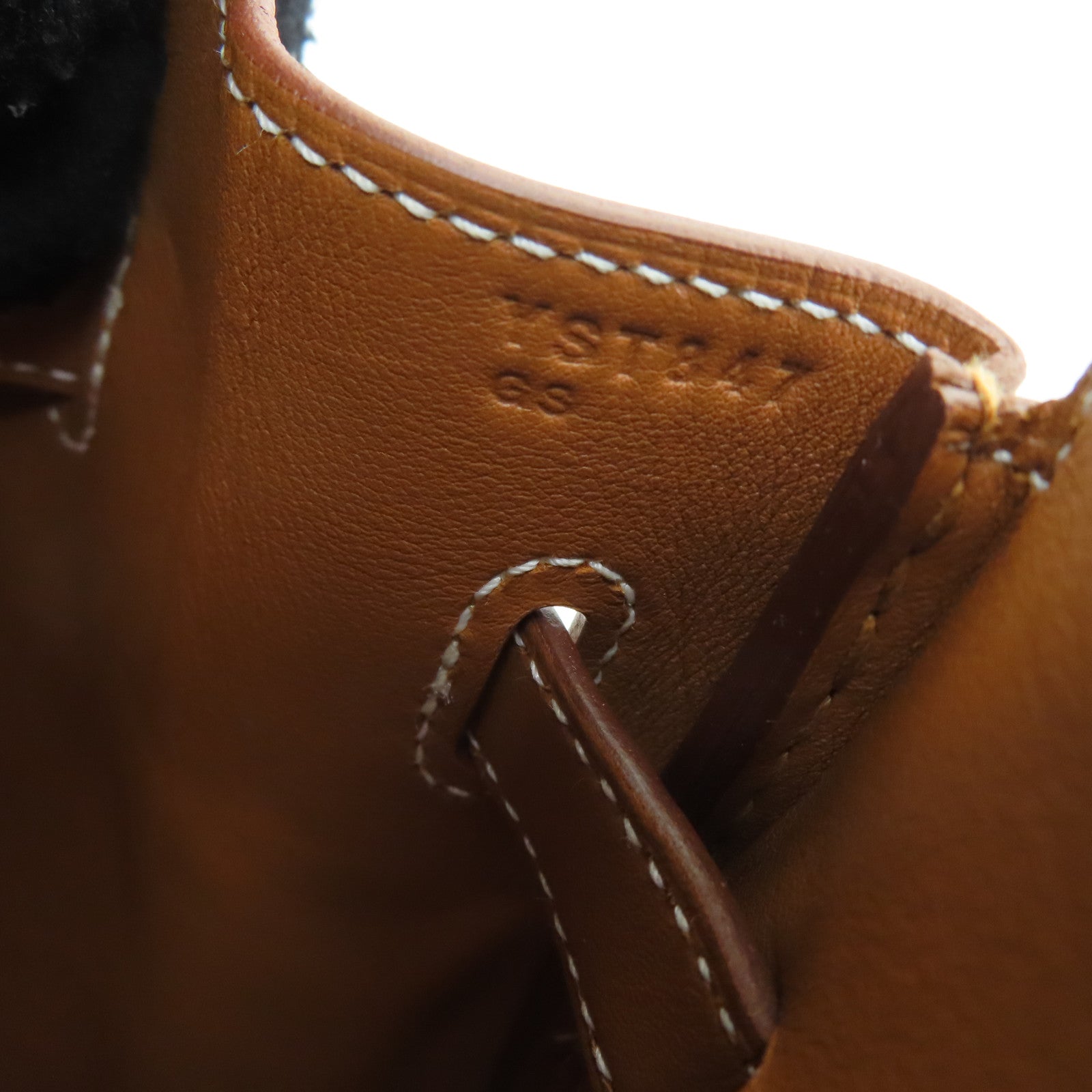 HERMES [Sharp Discount] Swift Leather Shadow 35 Handle Bag Gold