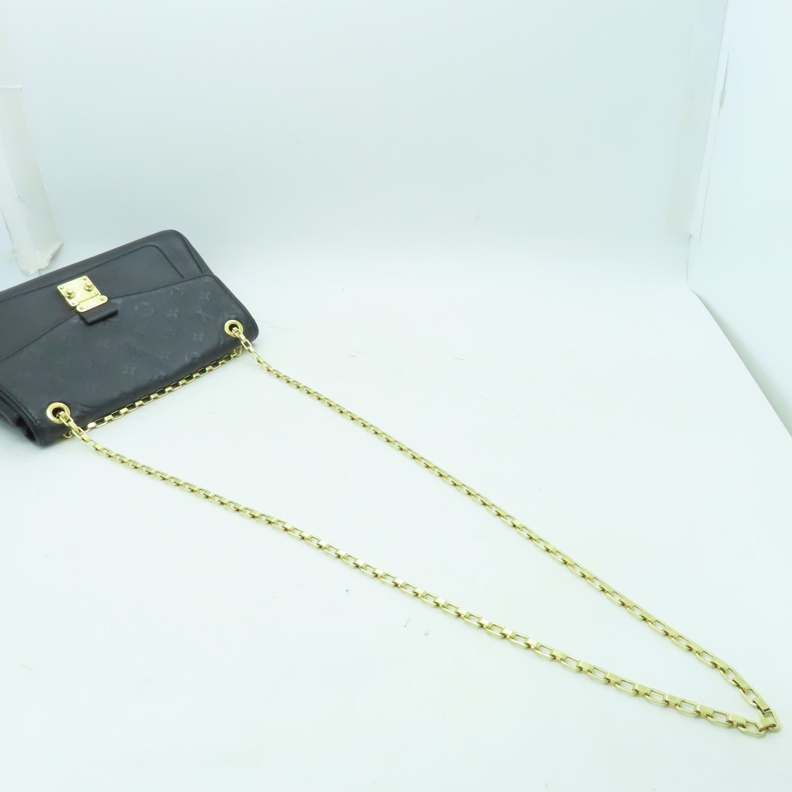 LOUIS VUITTON Monogram Empreinte Saint Germain PM金扣鏈帶肩背袋黒色