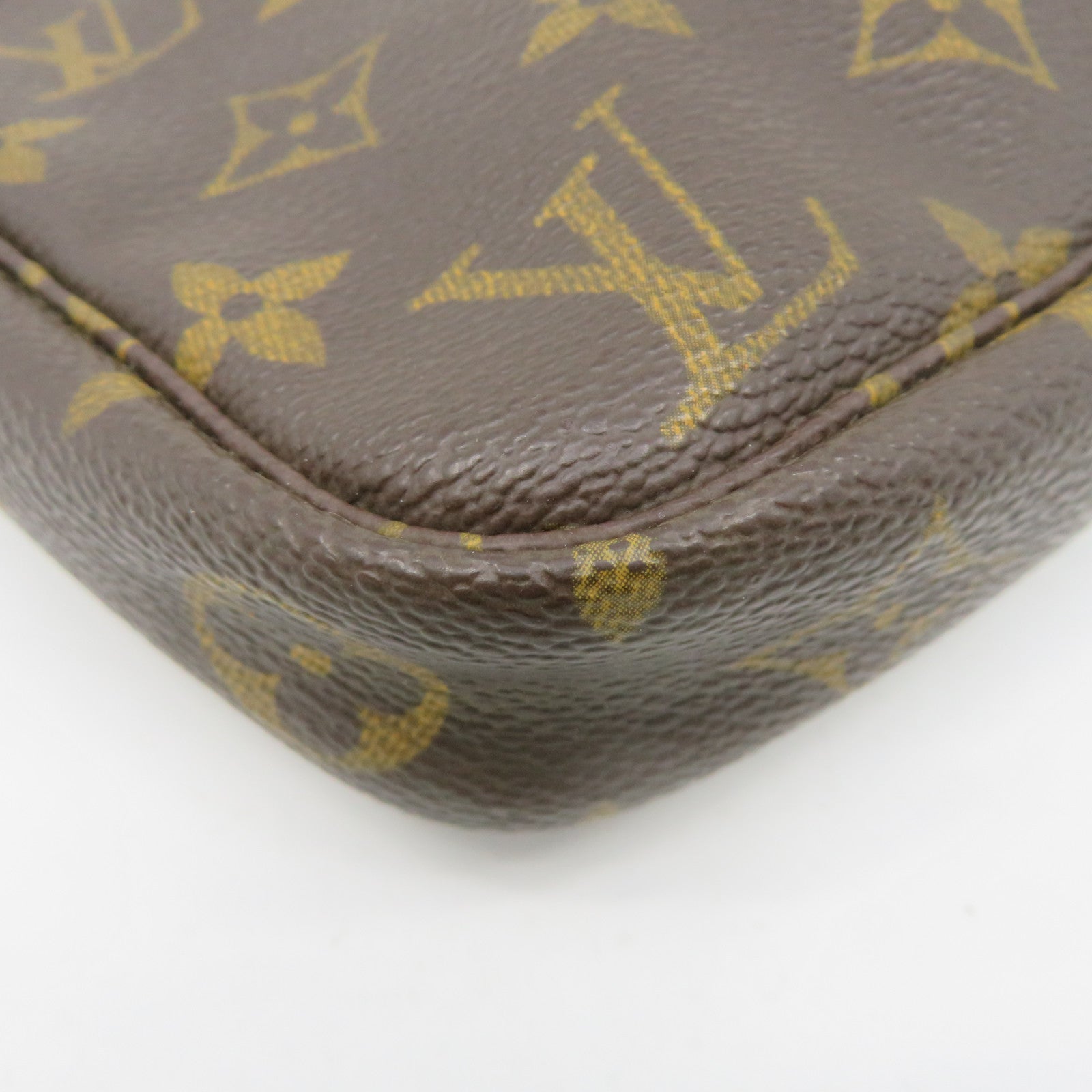 LOUIS VUITTON Monogram Pochette Accessories Pouch Hand Bag Brown