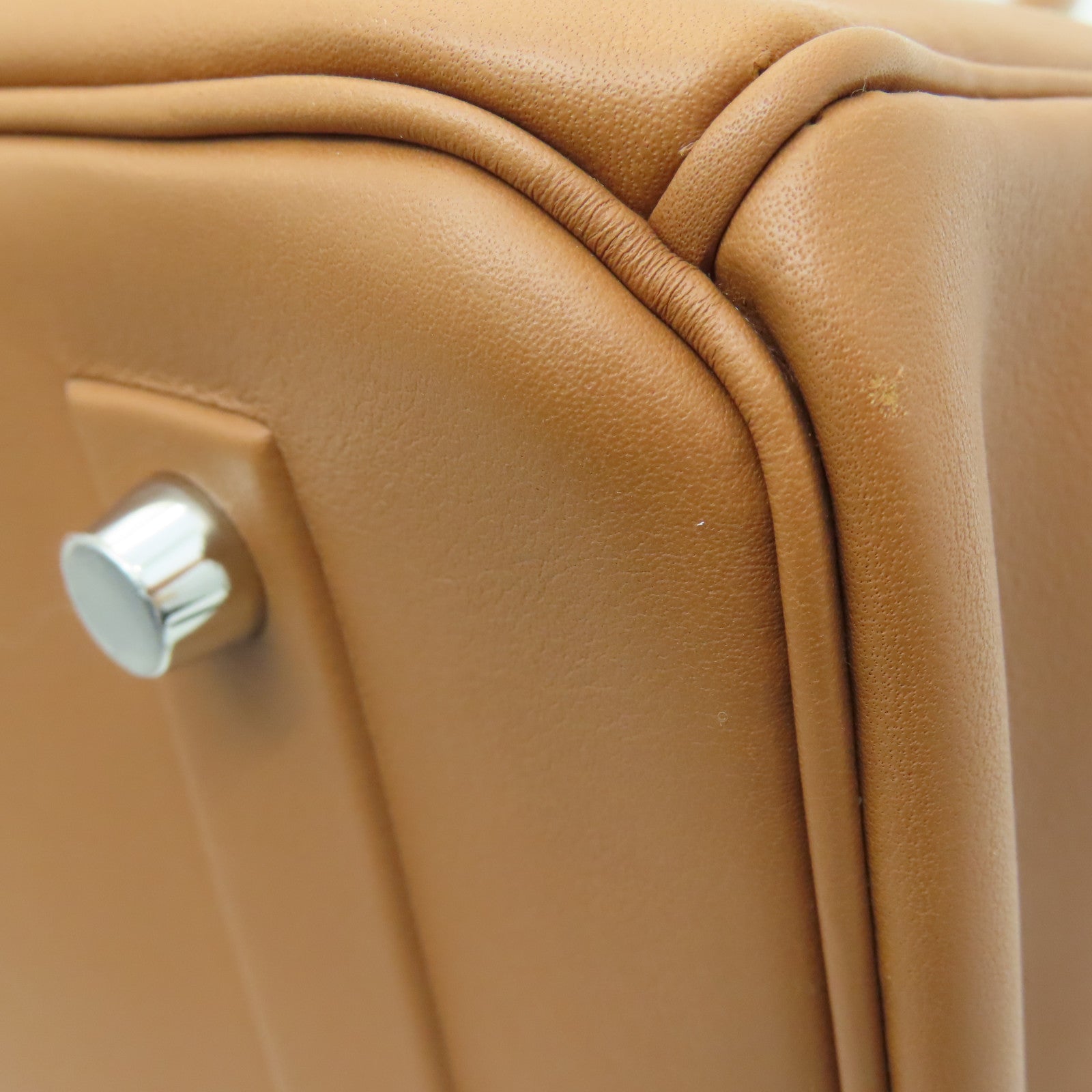 HERMES [Sharp Discount] Swift Leather Shadow 35 Handle Bag Gold