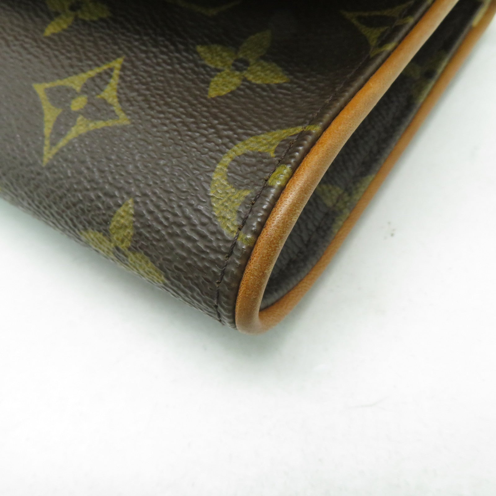 LOUIS VUITTON Monogram Pochette Twin GM金扣肩背袋啡色
