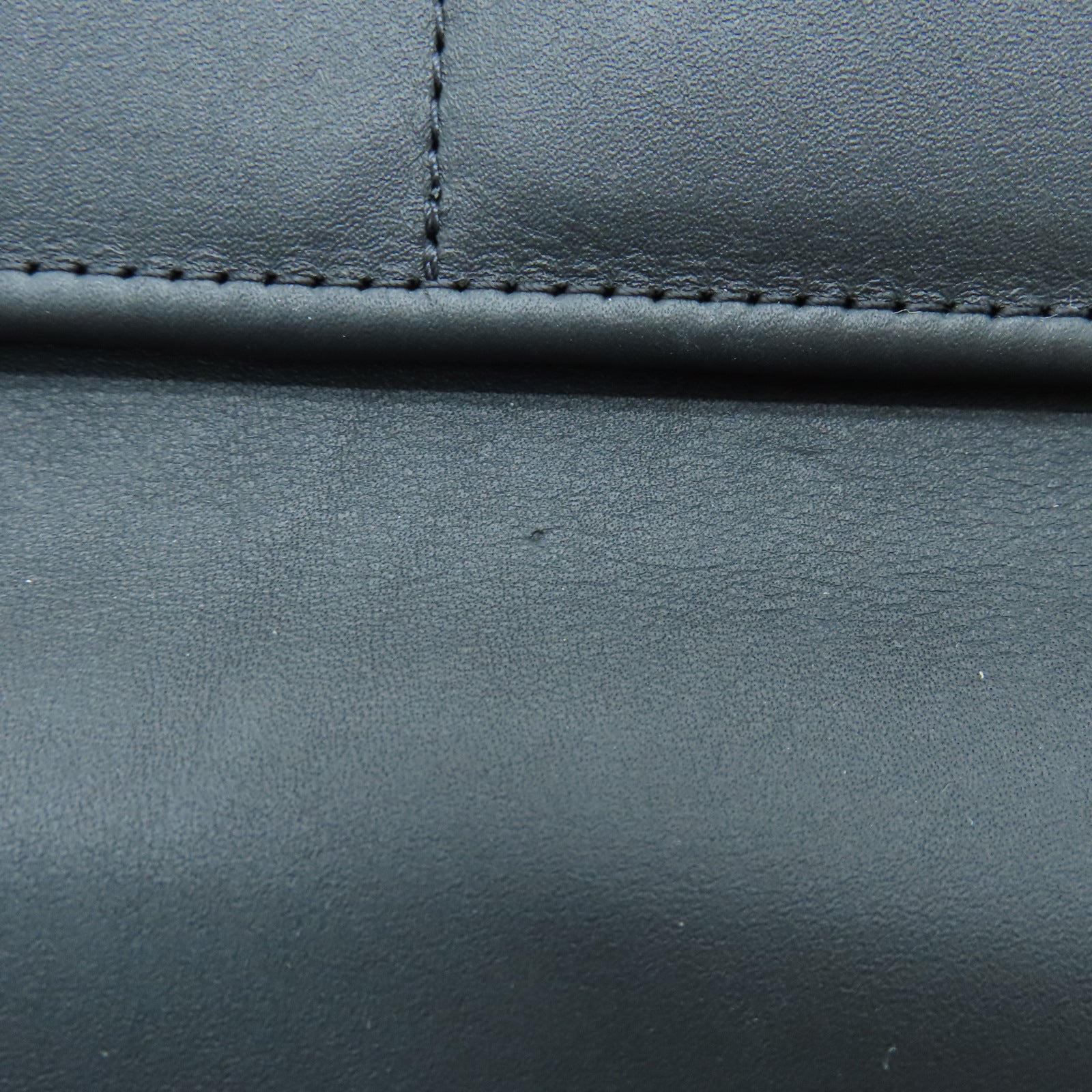 LOUIS VUITTON 牛皮皮革Zip Vertical Wallet银扣长钱包黑色