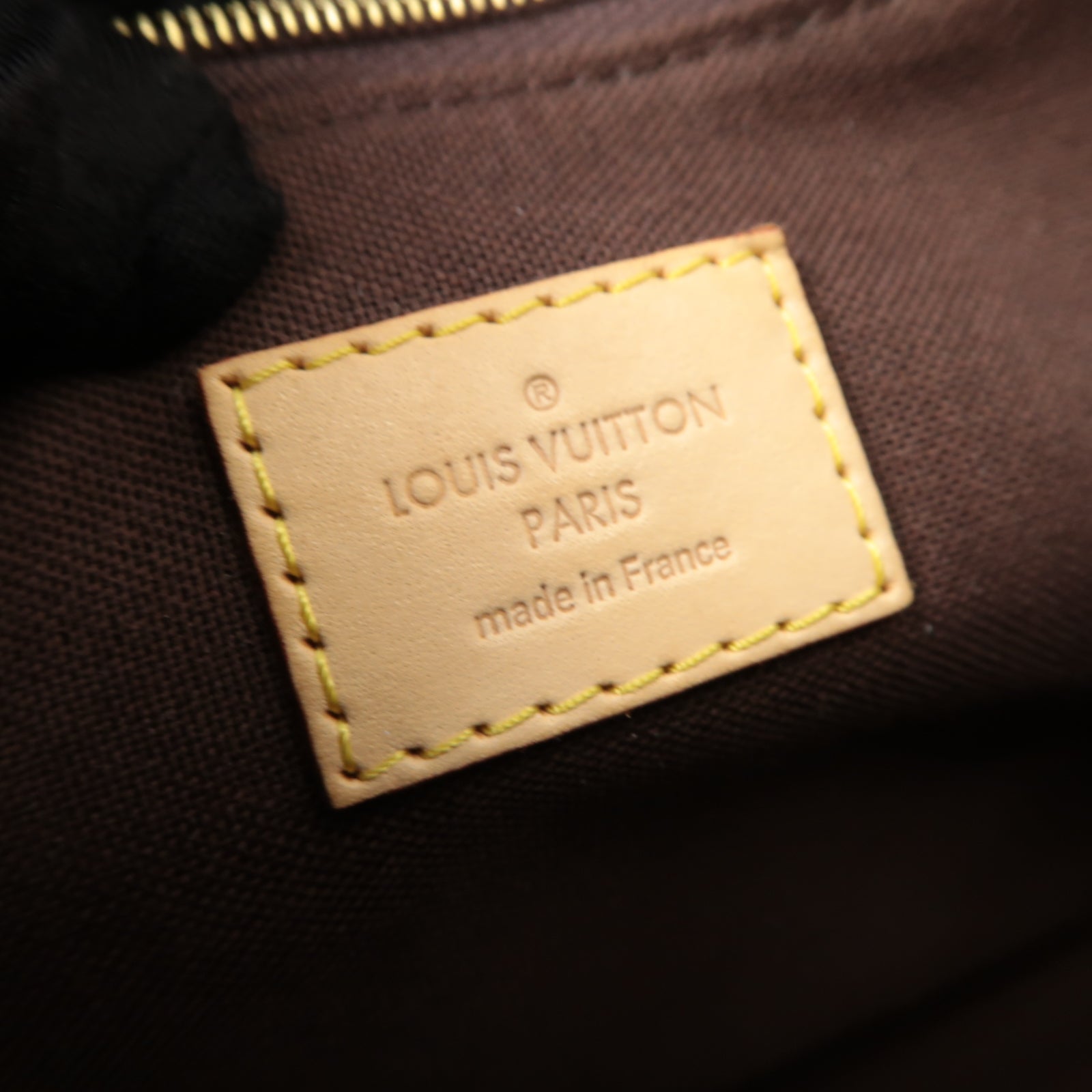LOUIS VUITTON Monogram Menilmontant MM金扣肩背袋啡色