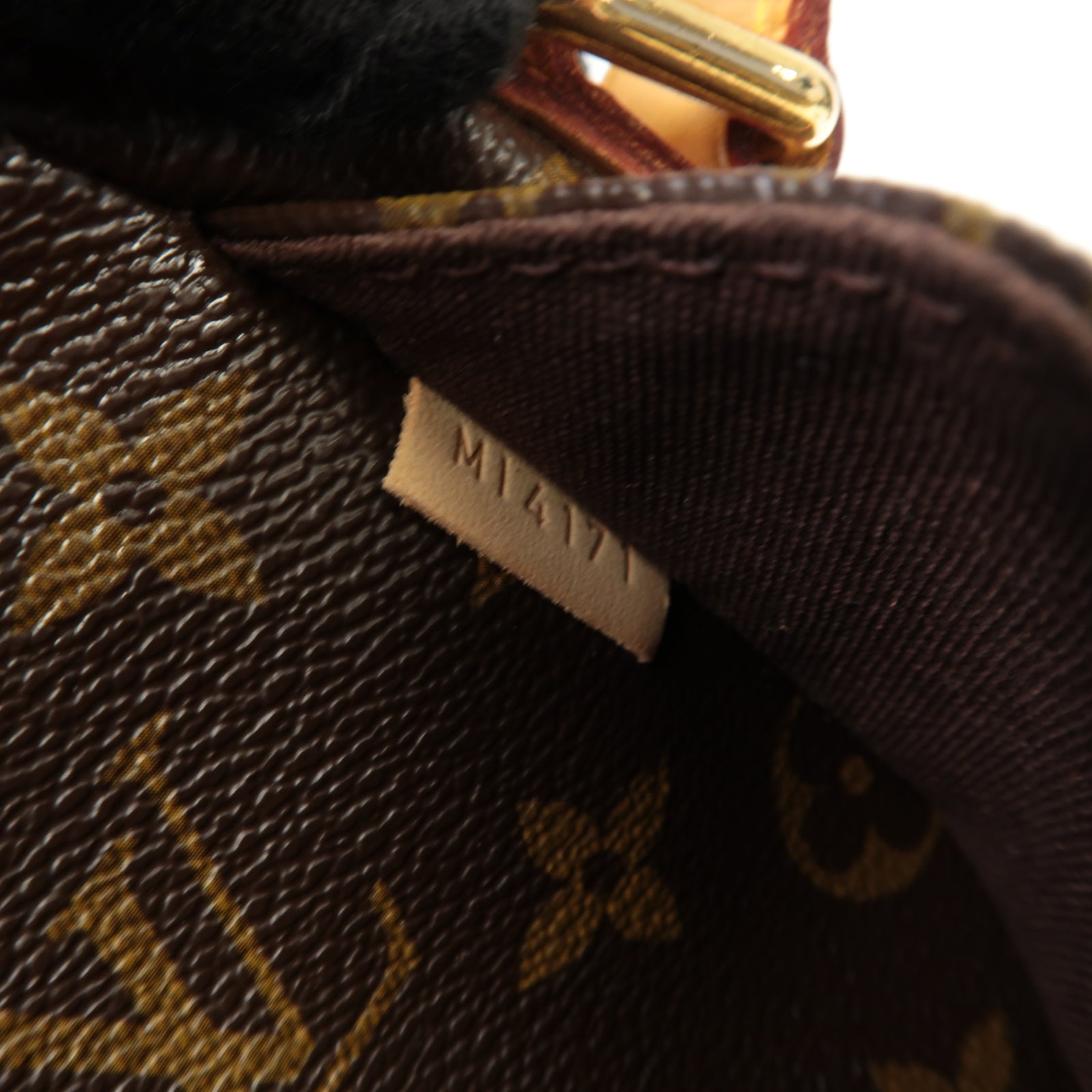 LOUIS VUITTON Monogram Menilmontant MM金扣肩背袋啡色