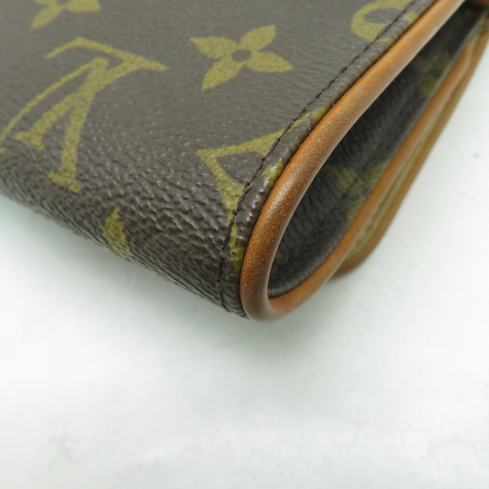 LOUIS VUITTON Monogram Pochette Twin GM金扣肩背袋啡色