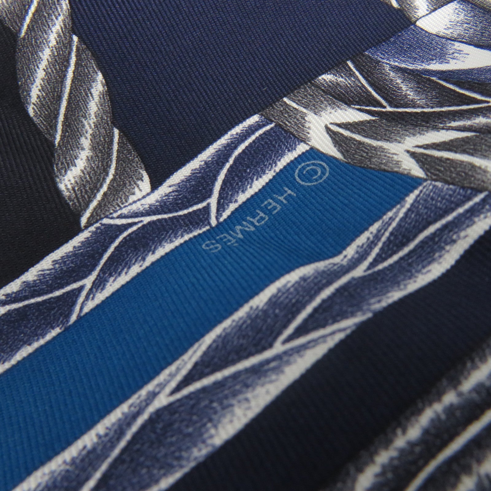 HERMES 【激減優惠】絲質Scarf絲巾藍色