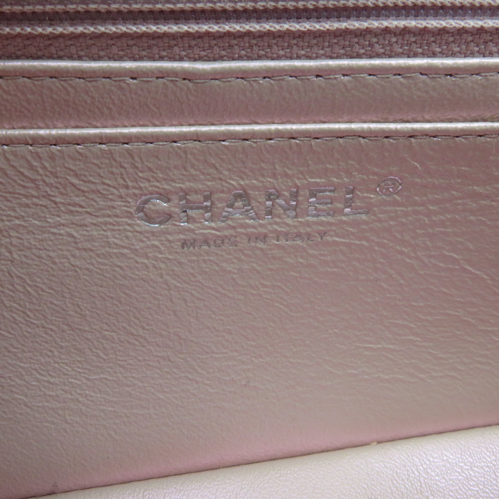 CHANEL 菱格皮革Mini 20cm銀扣鏈帶肩背袋幻彩粉紅色