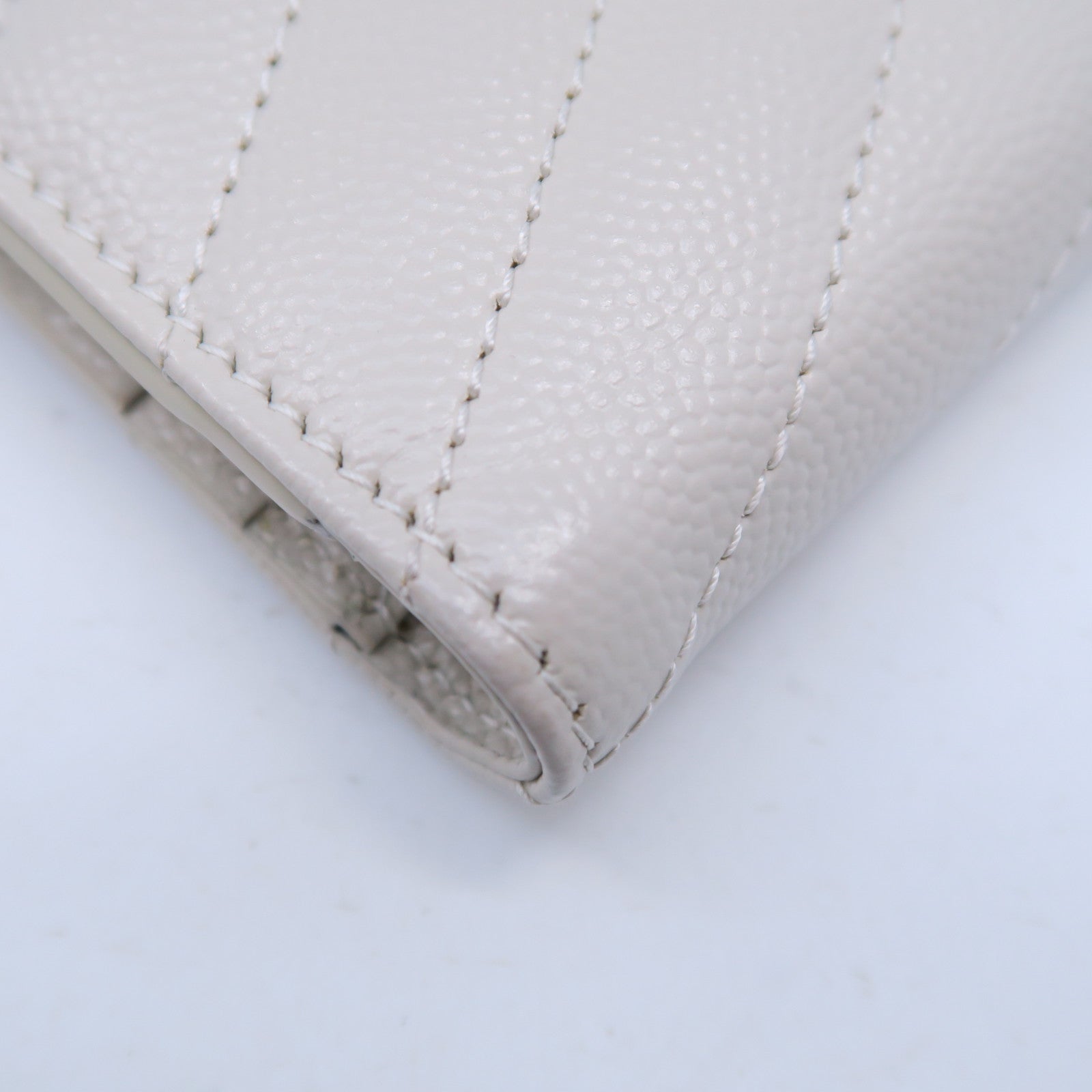 SAINT LAURENT 斜紋牛皮皮革Wallet金扣錢包白色