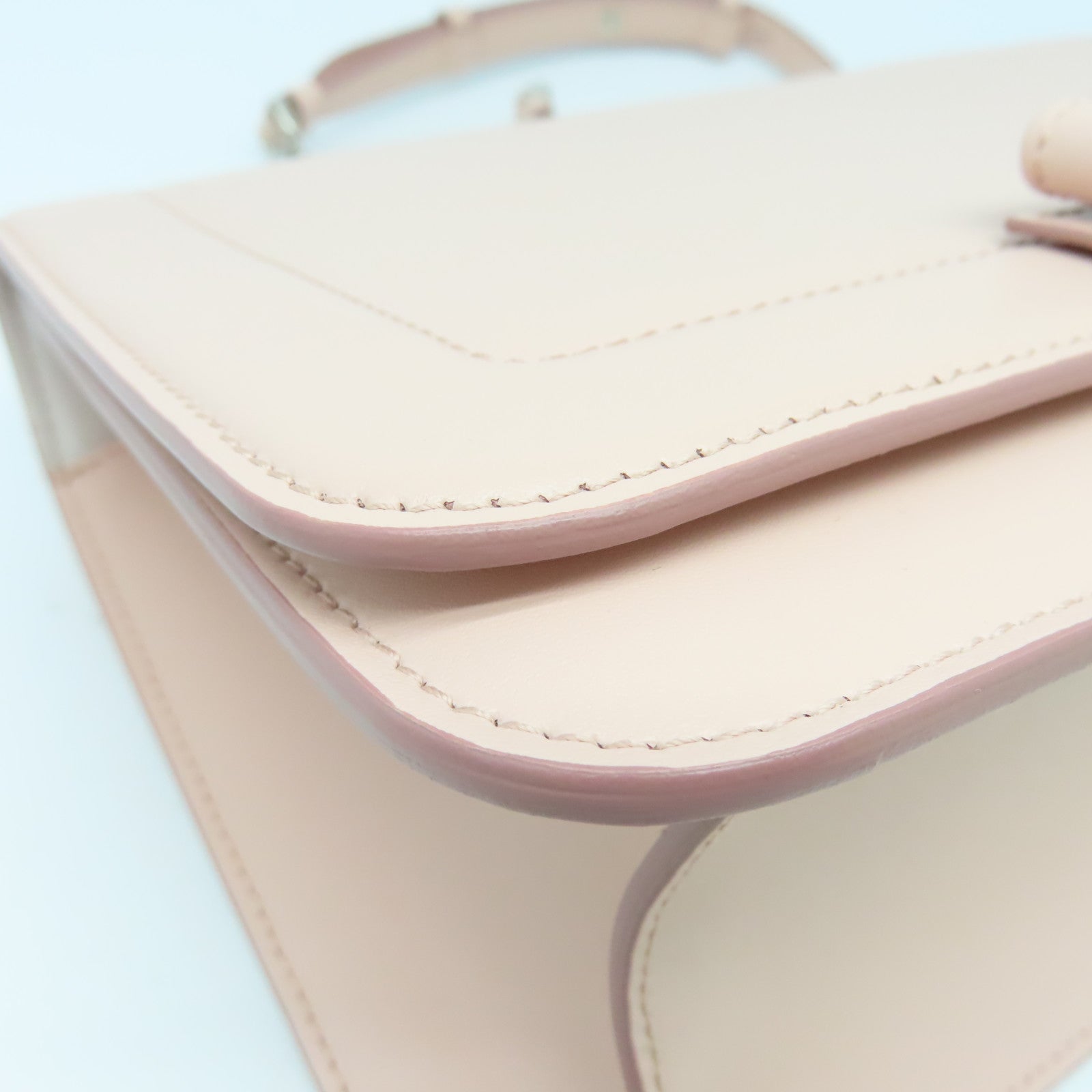 Salvatore Ferragamo 牛皮皮革Chain Shoulder Bag银扣链带肩背袋粉红色