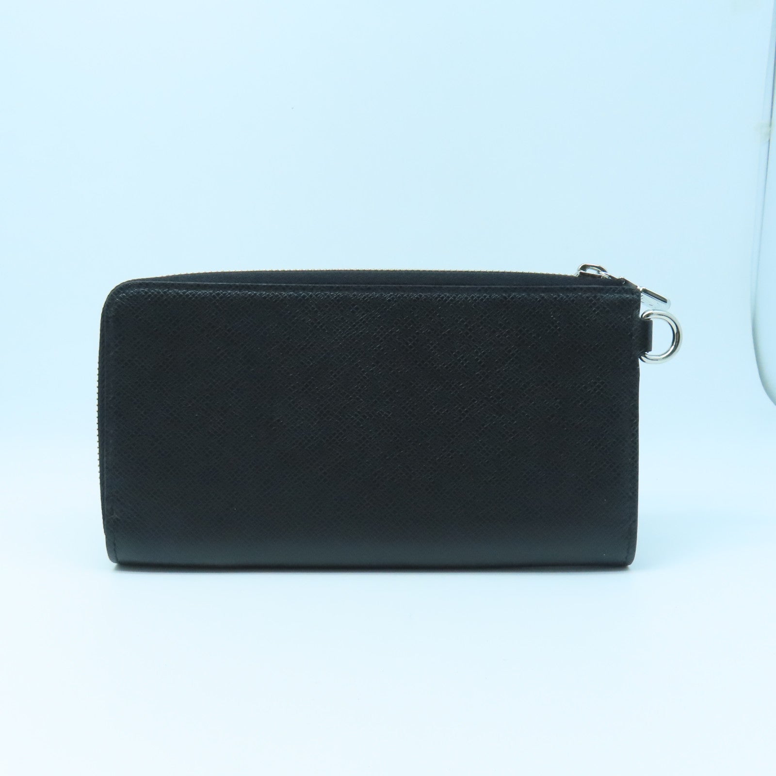 LOUIS VUITTON Cowhide Leather Dragonne Silver Buckle Long Wallet Black