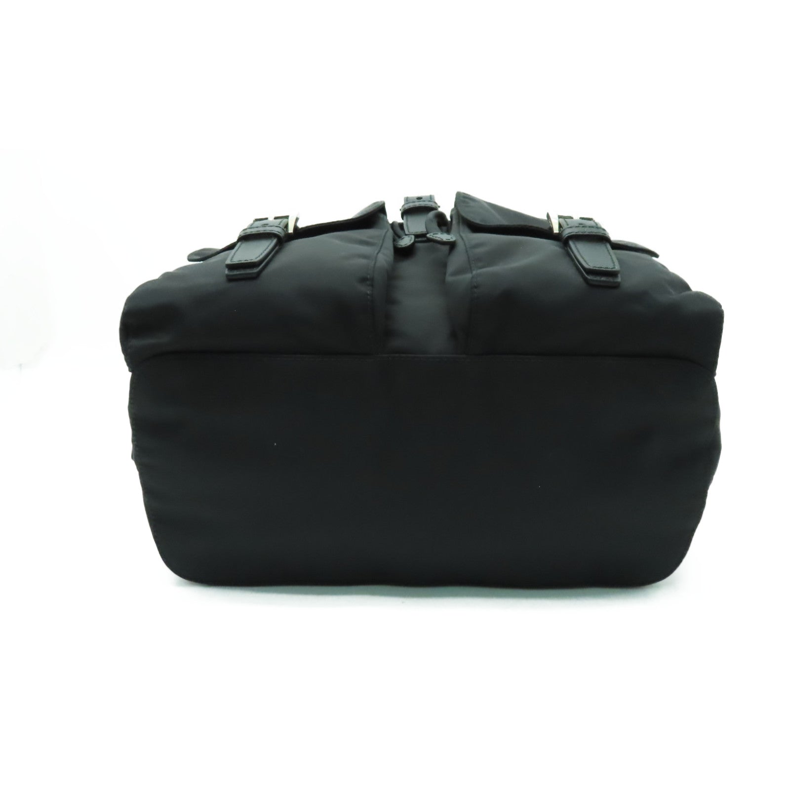 PRADA 尼龍Backpack銀扣背包黑色