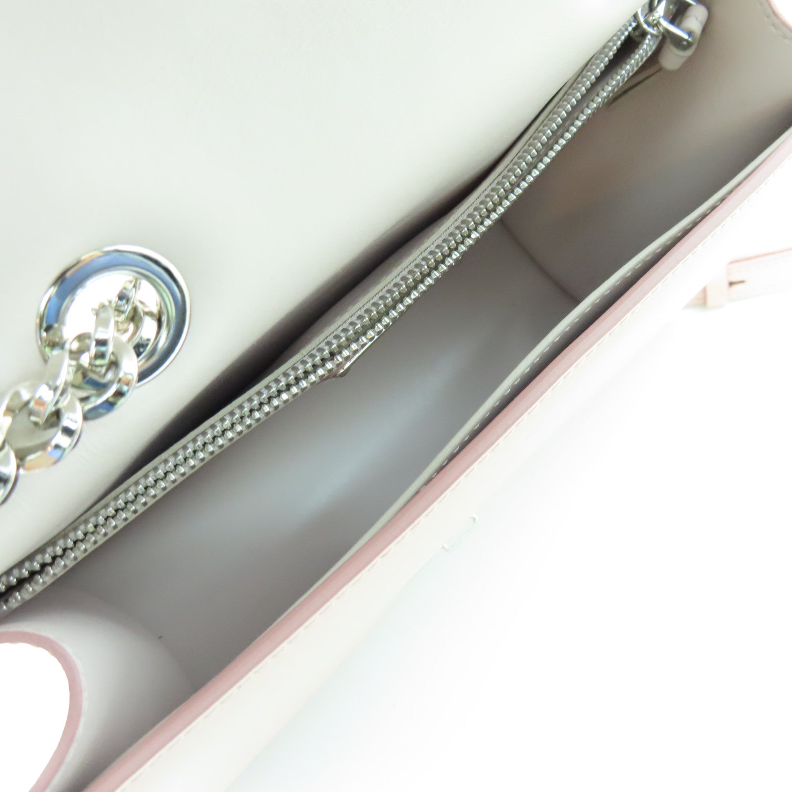 Salvatore Ferragamo 牛皮皮革Chain Shoulder Bag银扣链带肩背袋粉红色
