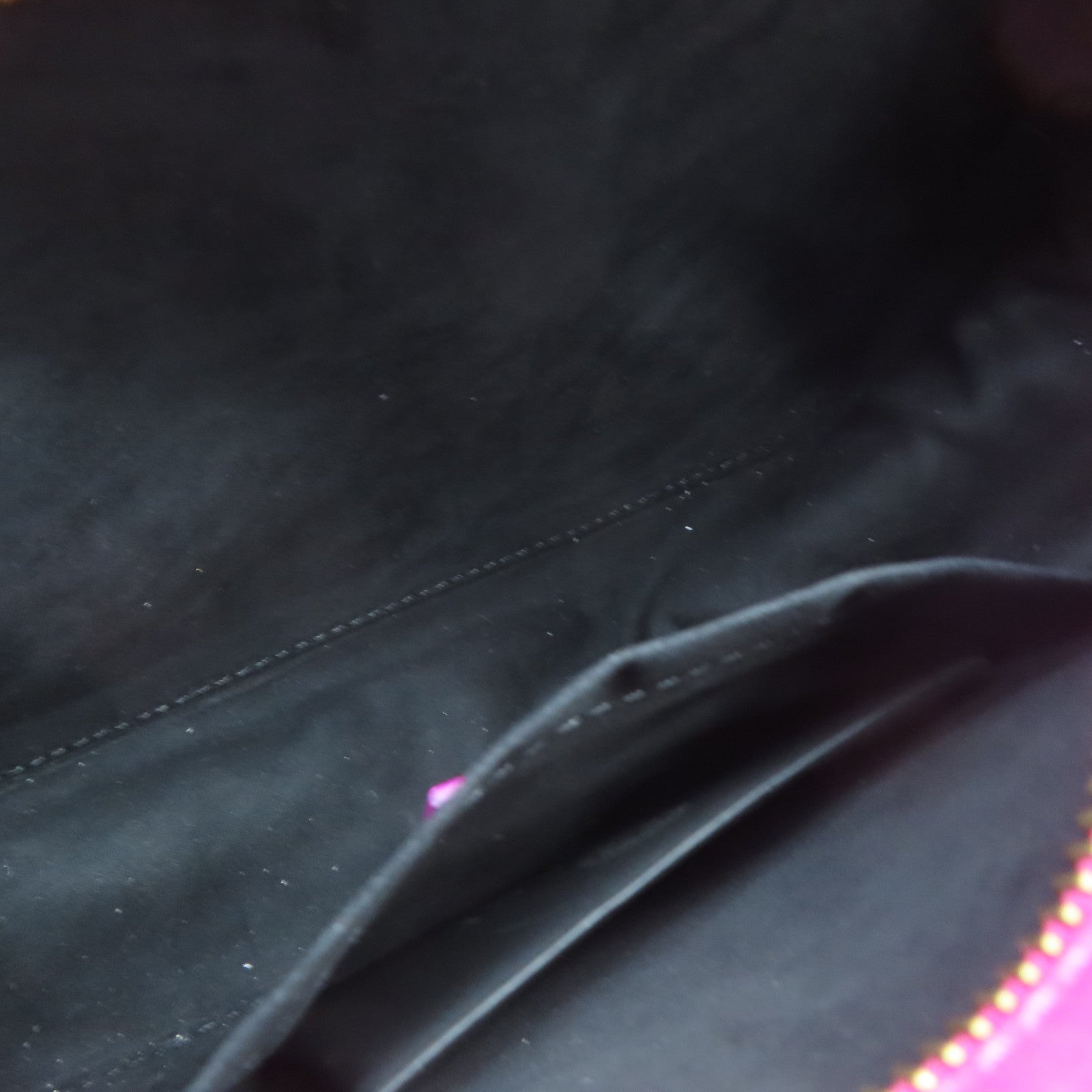 VERSACE 牛皮皮革Shoulder Bag金扣肩背袋粉紅色