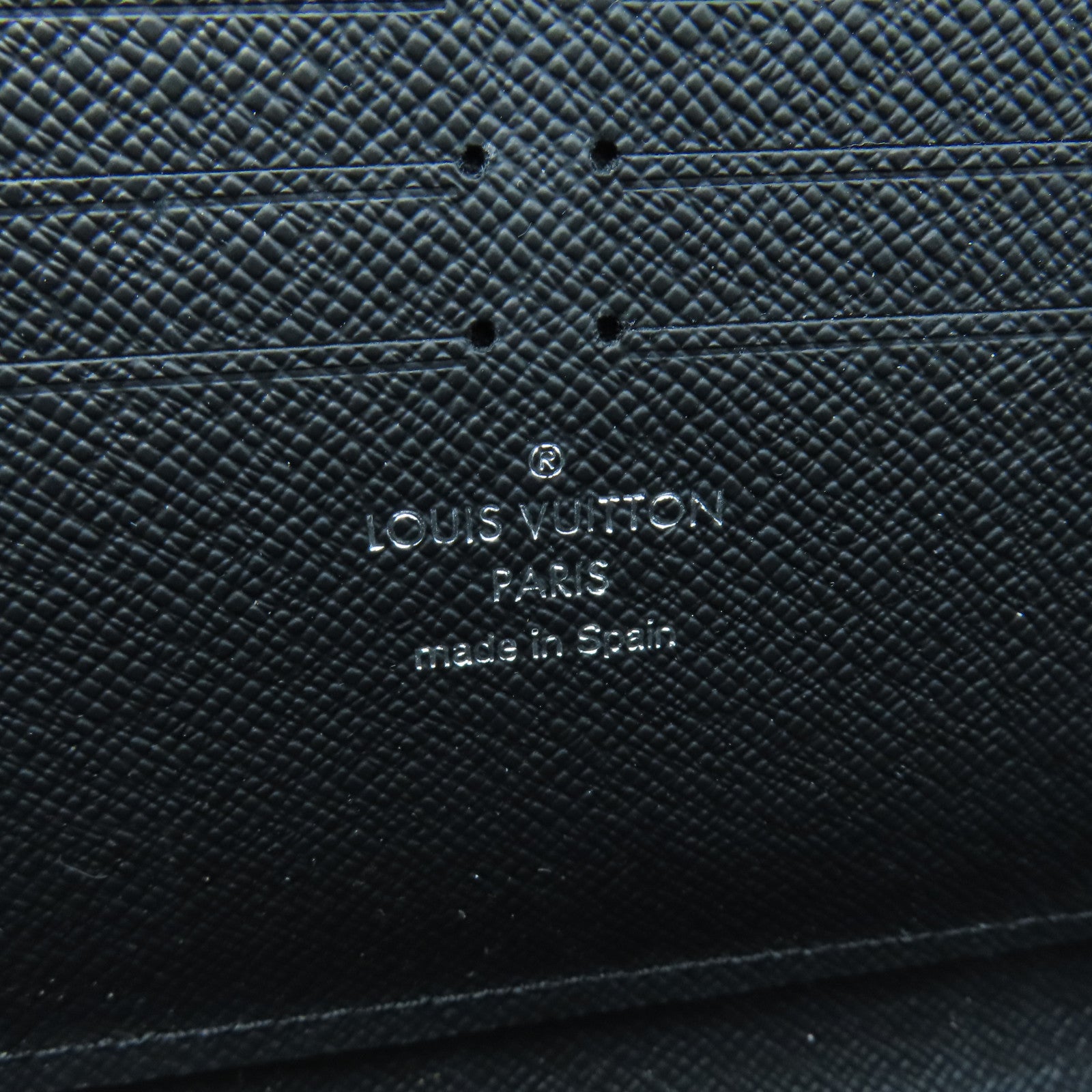 LOUIS VUITTON Cowhide Leather Dragonne Silver Buckle Long Wallet Black