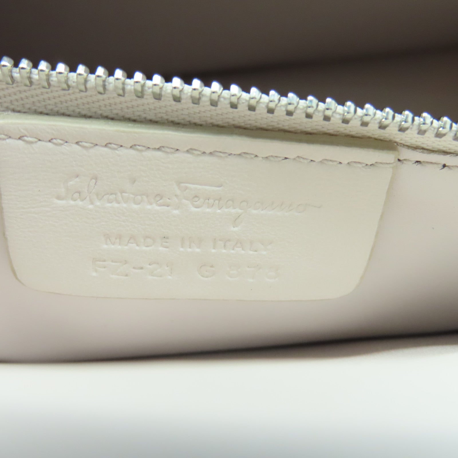Salvatore Ferragamo 牛皮皮革Chain Shoulder Bag银扣链带肩背袋粉红色