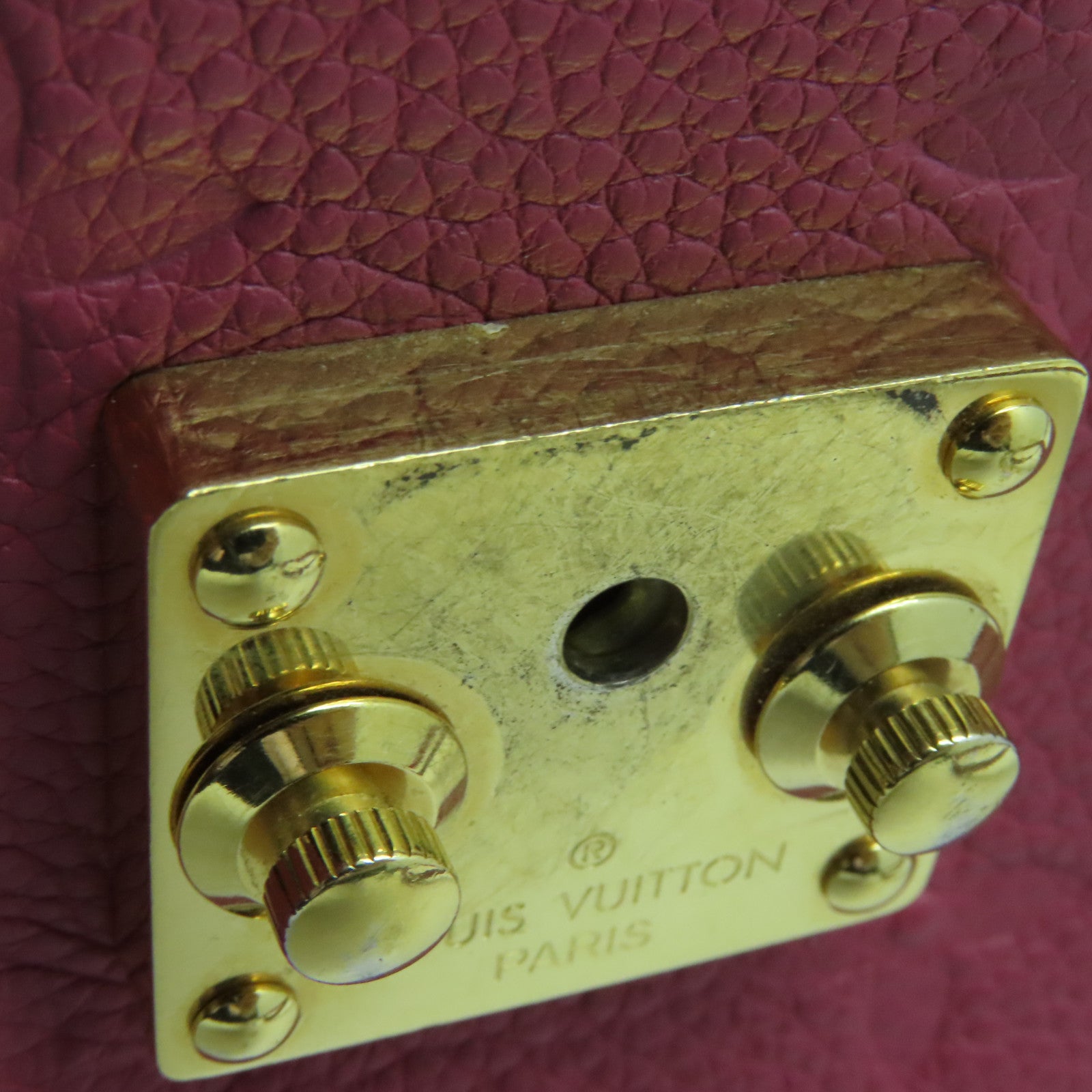 LOUIS VUITTON Monogram Empreinte Pochette Metis 2 Way Shoulder金扣肩背袋粉紅色