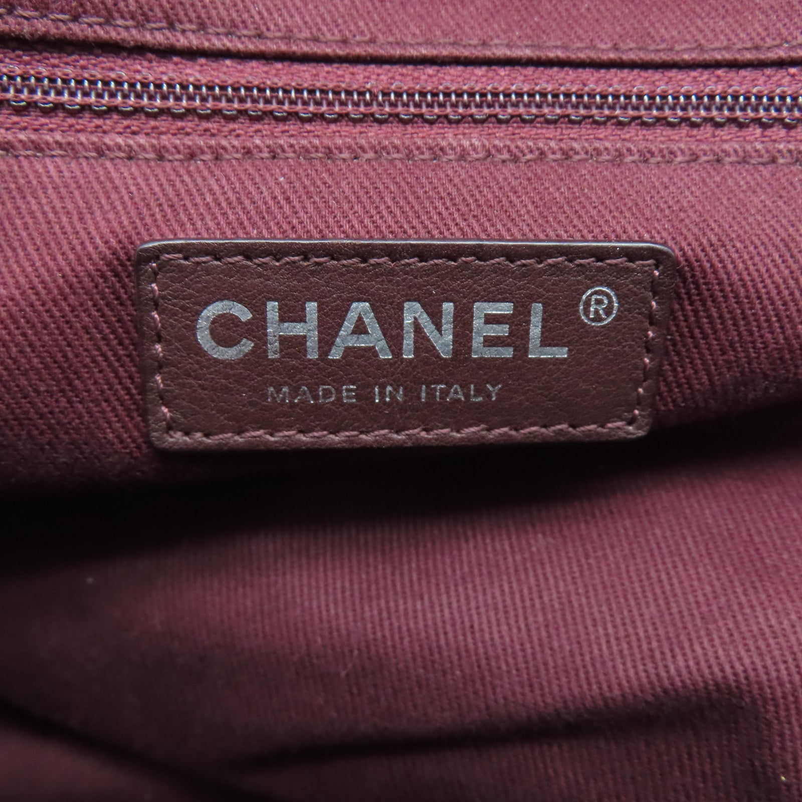 CHANEL 【激減優惠】菱格牛皮皮革Chain Shoulder銀扣鏈帶肩背袋黑色