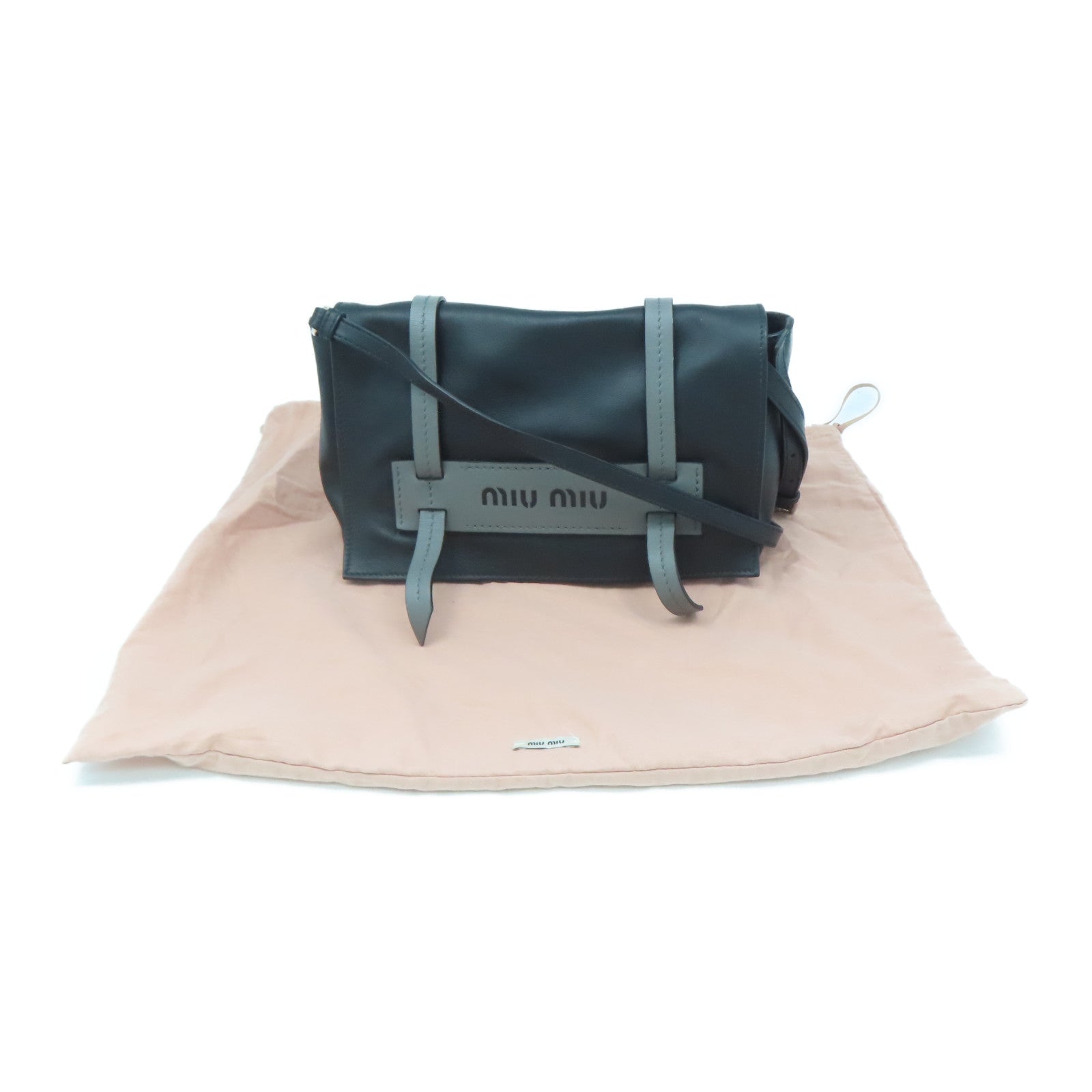 Miu Miu 羊皮皮革Shoulder Bag銀扣肩背袋黑色