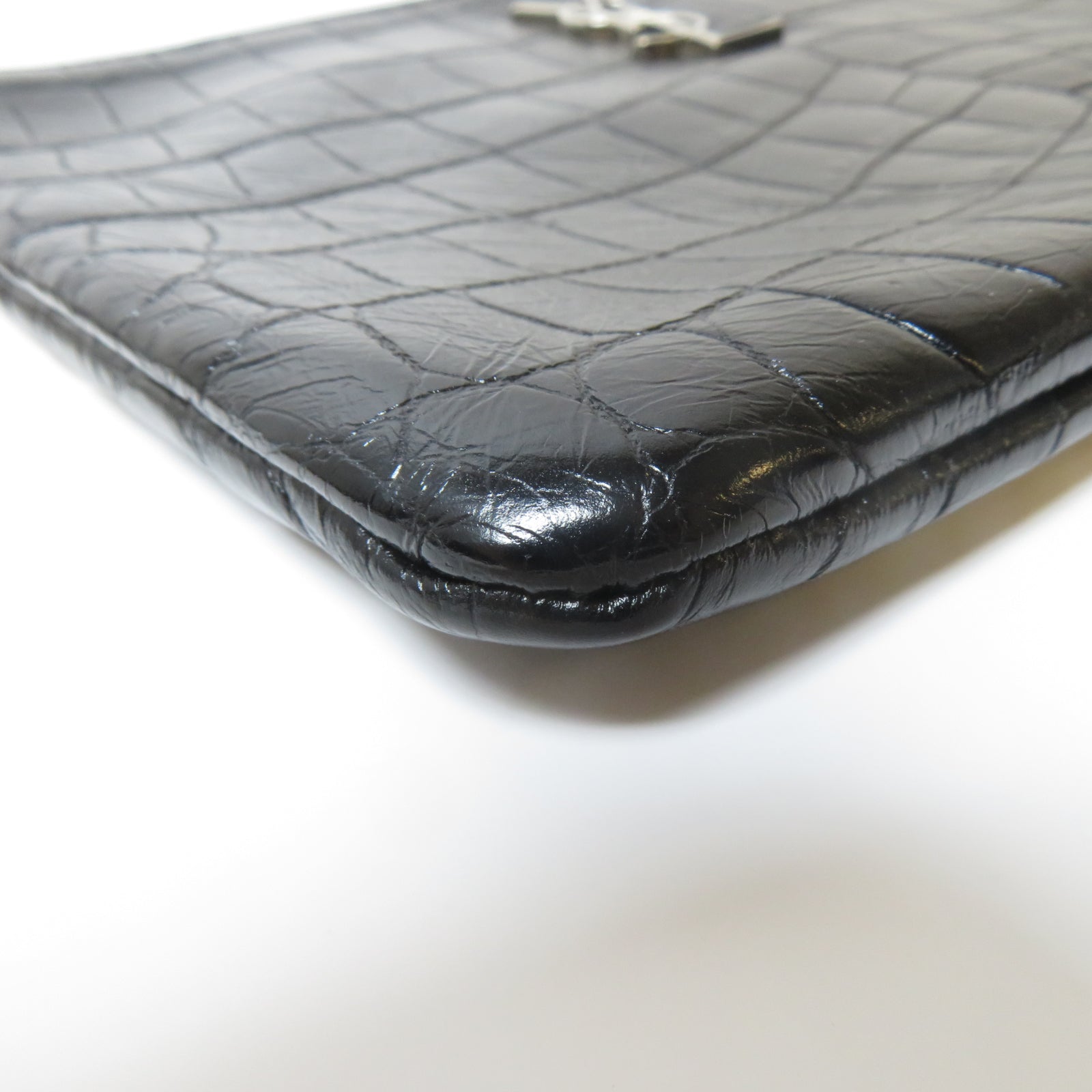 SAINT LAURENT 牛皮皮革Pouch銀扣手拿包黑色