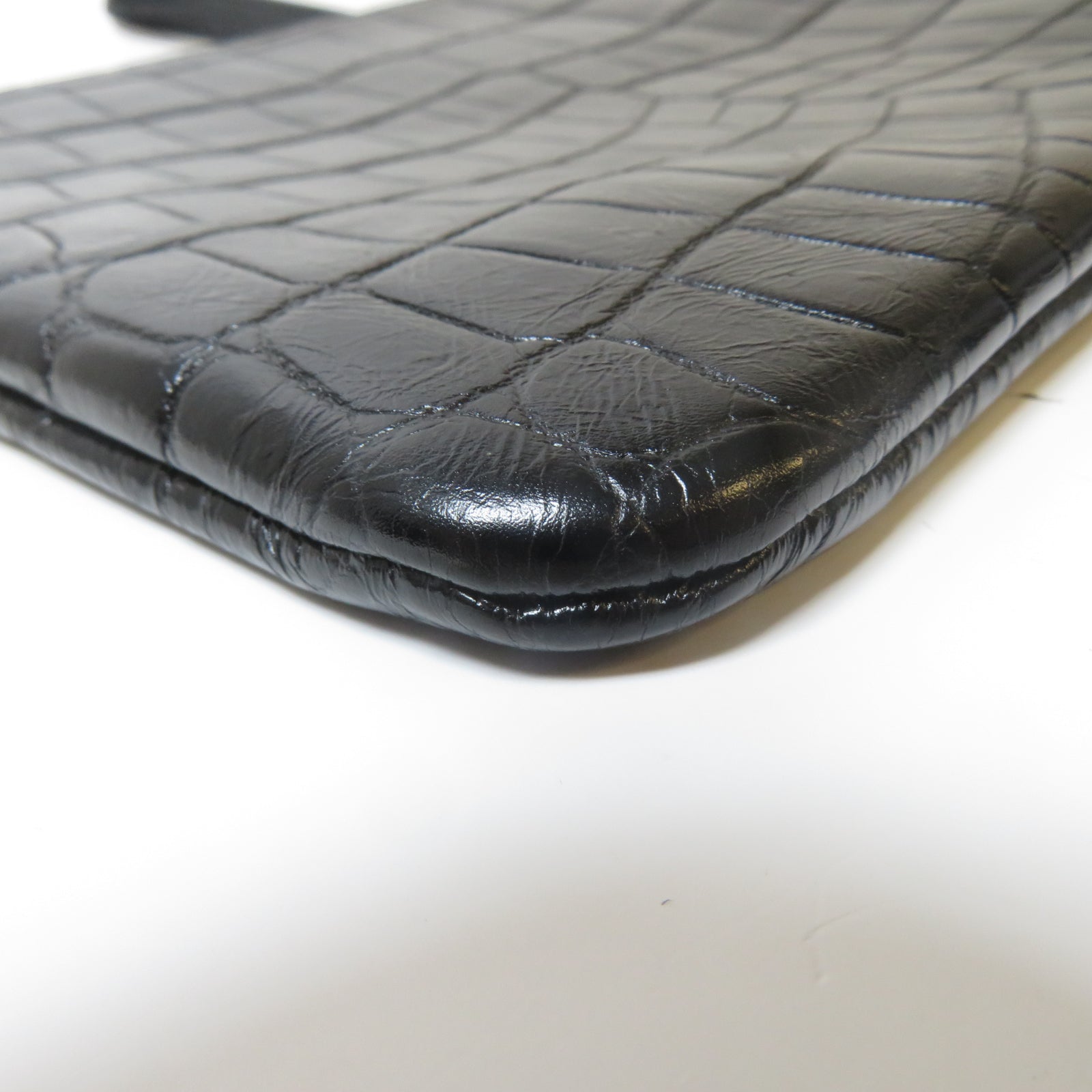 SAINT LAURENT 牛皮皮革Pouch銀扣手拿包黑色