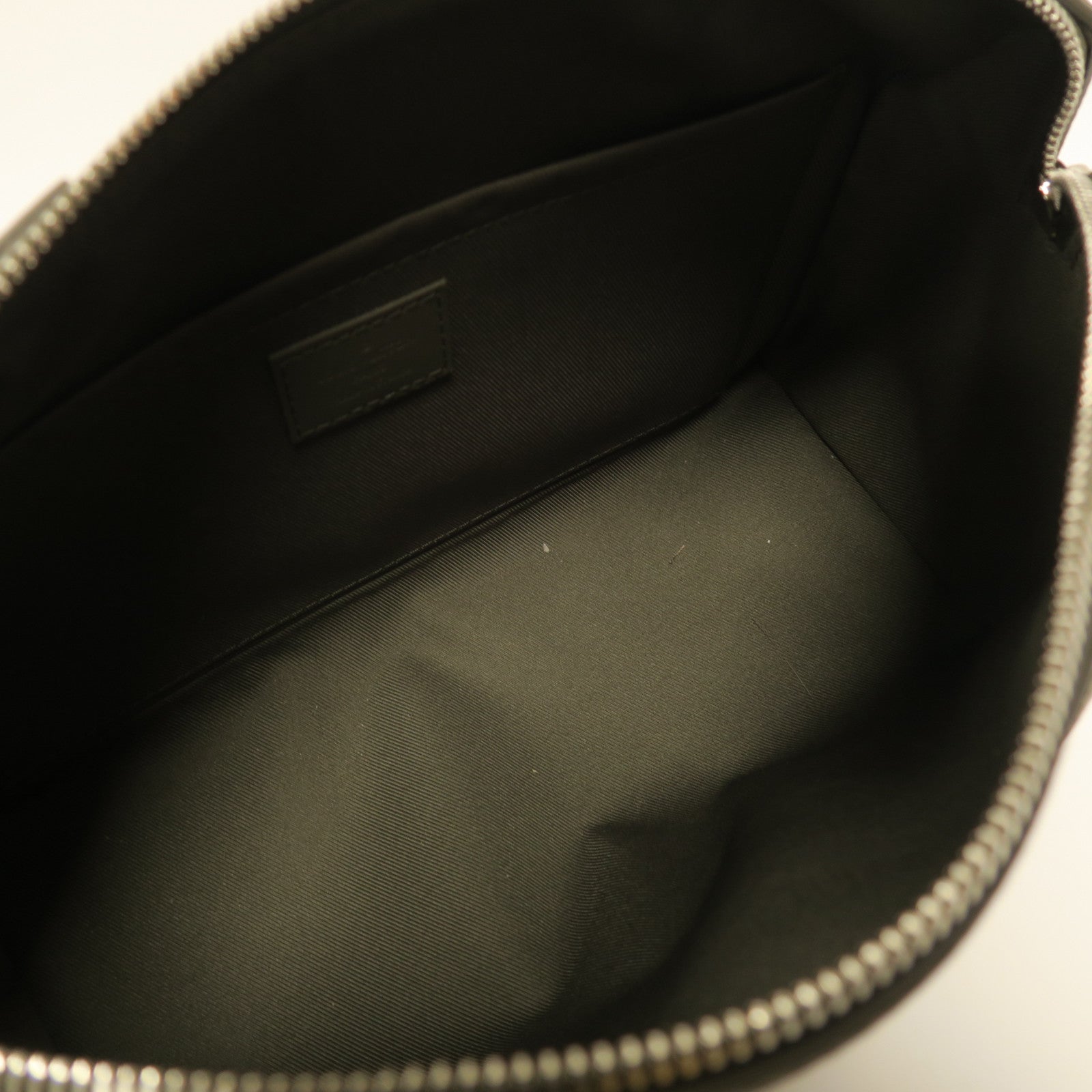 LOUIS VUITTON 牛皮皮革City Keepall銀扣肩背袋卡其色
